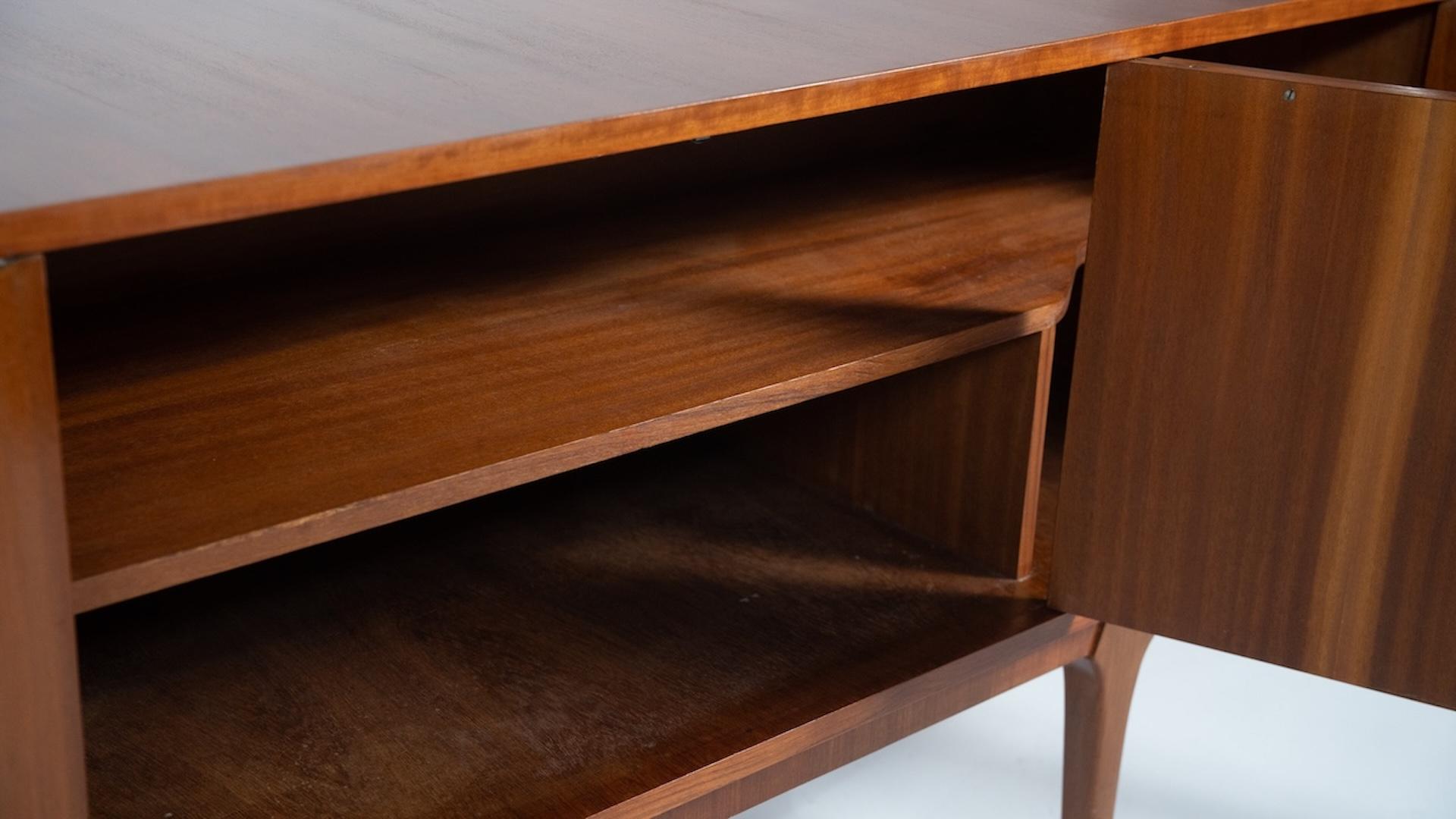 Legno Credenza in teak scandinava moderna di metà secolo, anni '70 in vendita