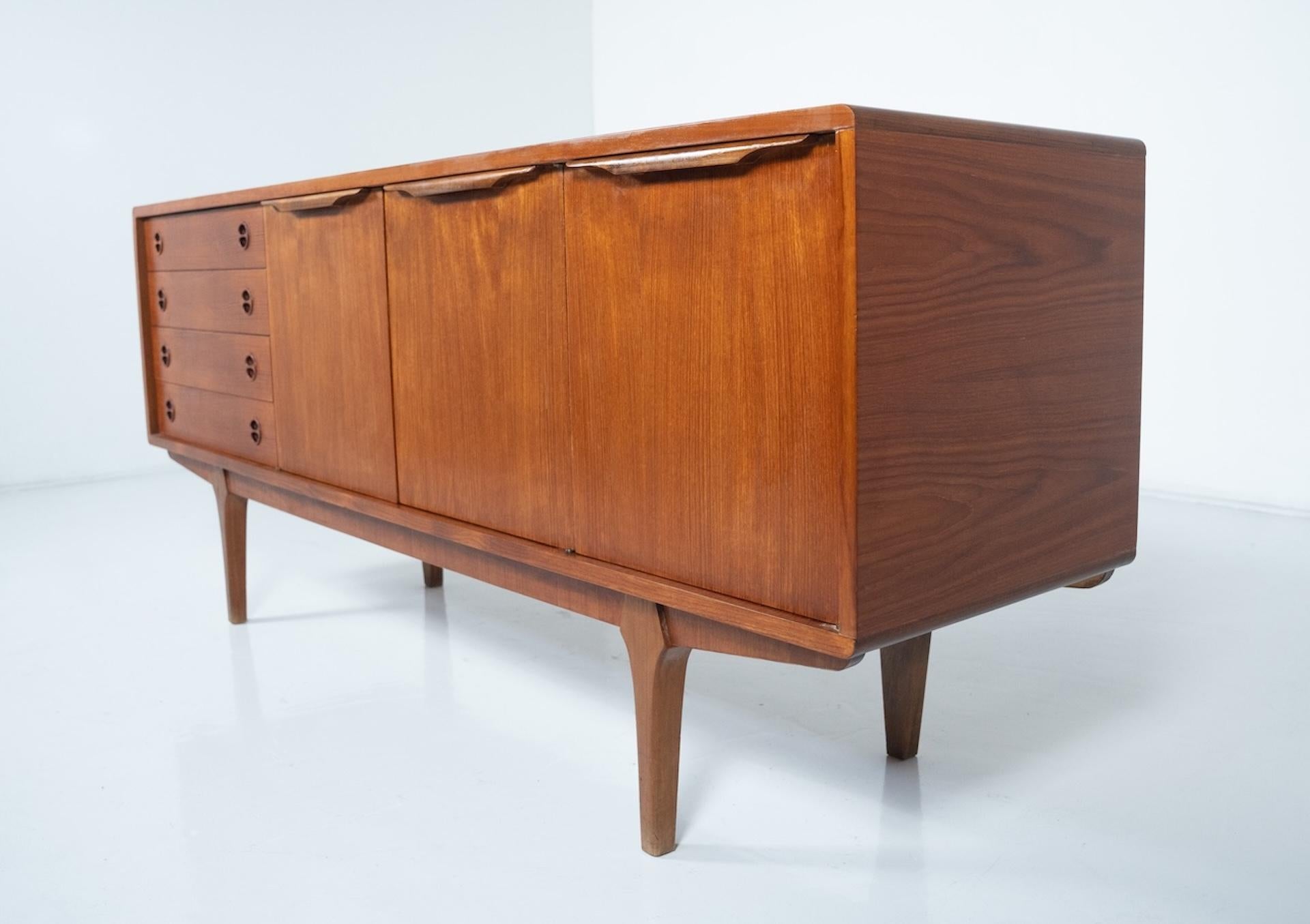 Credenza in teak scandinava moderna di metà secolo, anni '70 in vendita 3