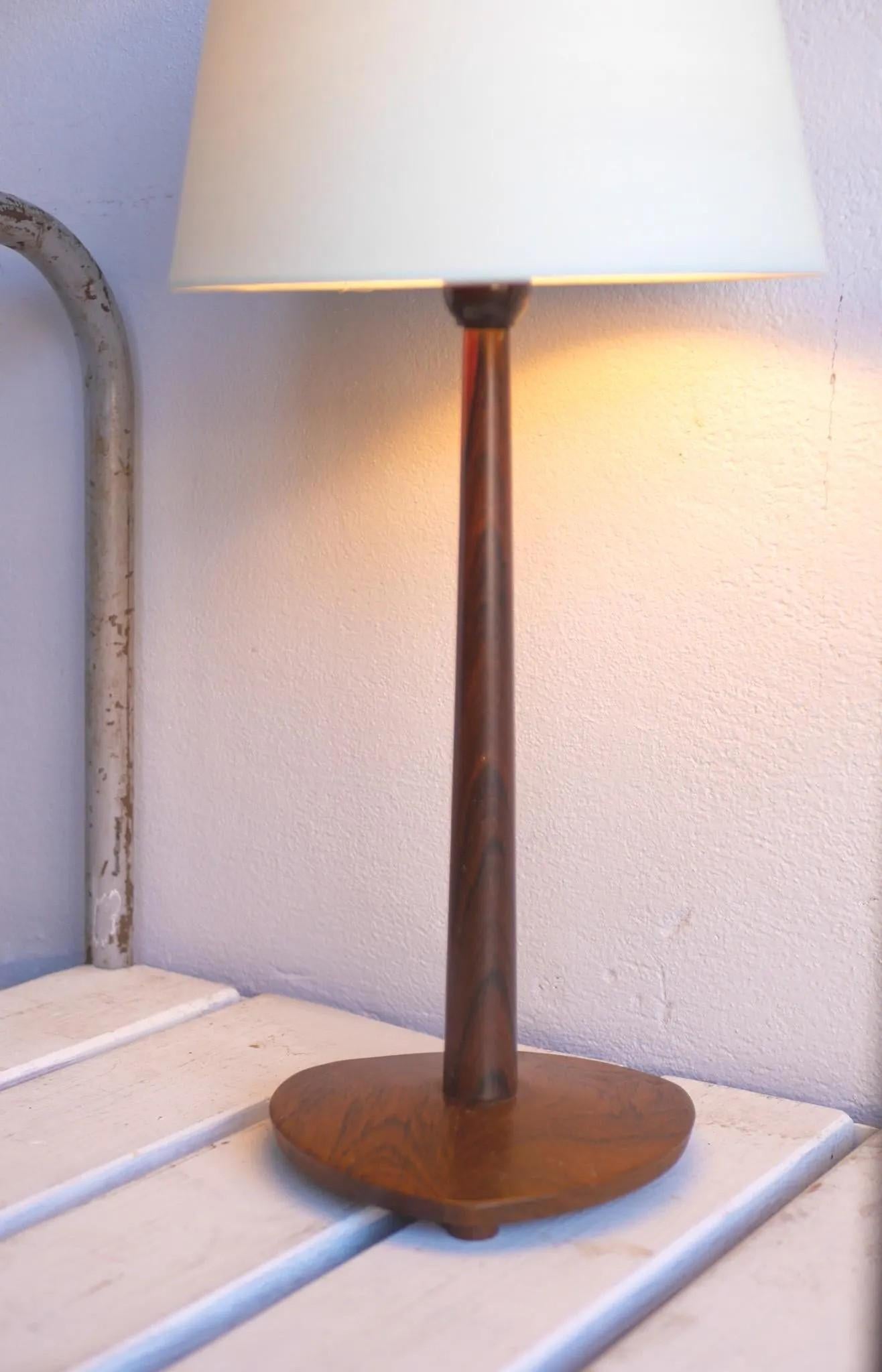 Mid-century modern Scandinavian Teak table lamp, Eskilstuna AB, Sweden For Sale 7