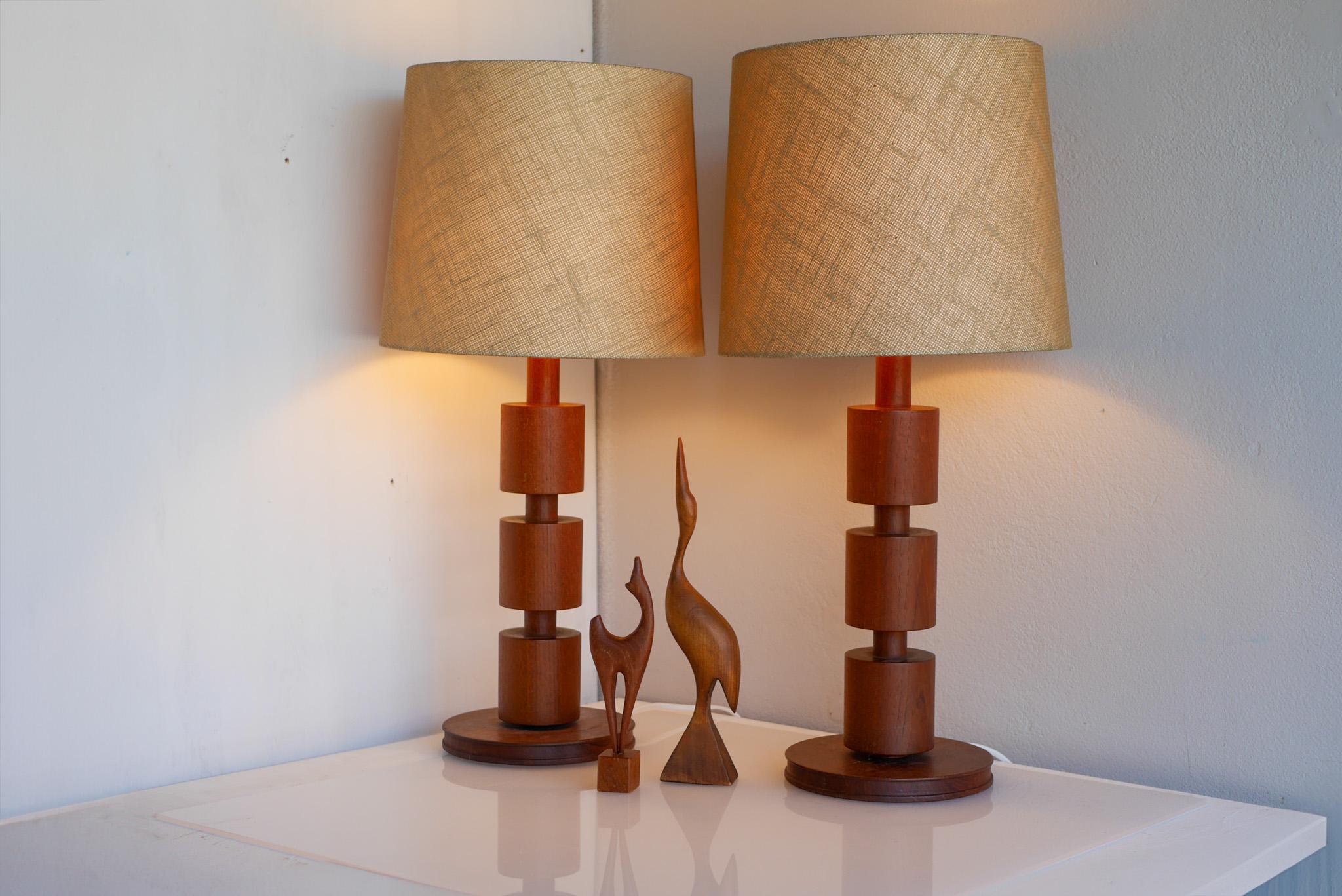 Modern Scandinavian vintage Teak table lamps from Möllers, Sweden 3