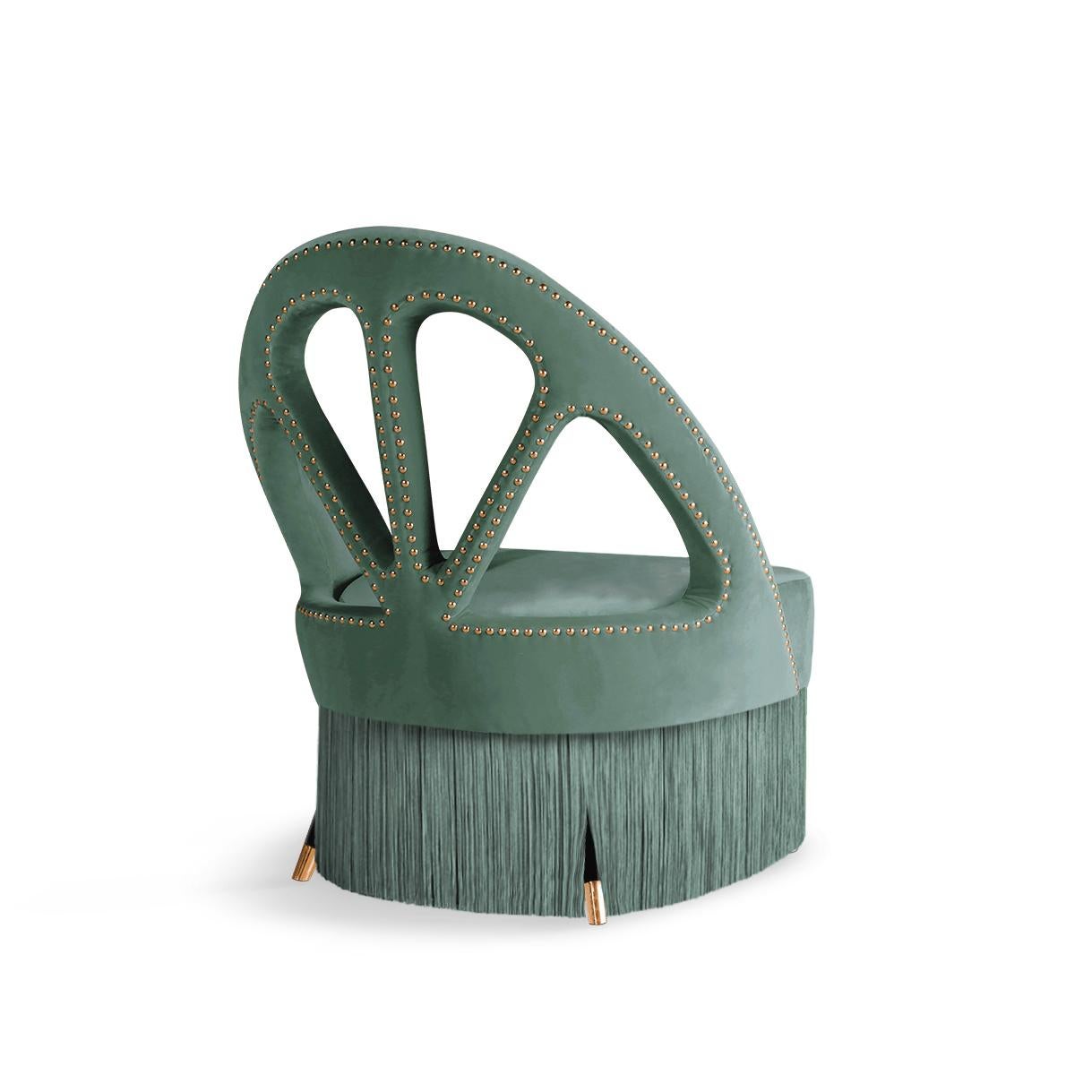Sillón Moderno de Mitad de Siglo Escarlata Terciopelo Madera Made in Portugal by Ottiu Latón en venta