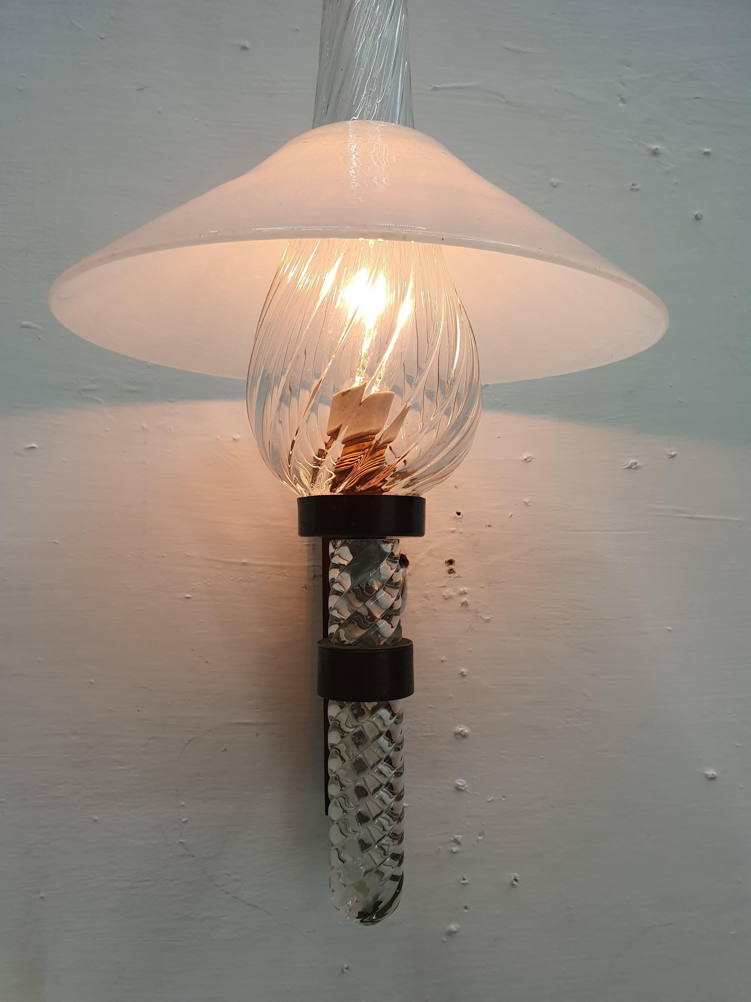 Mid-Century Modern Sconce designed by Barovier Toso, Italy, circa 1940 In Good Condition For Sale In Merida, Yucatan