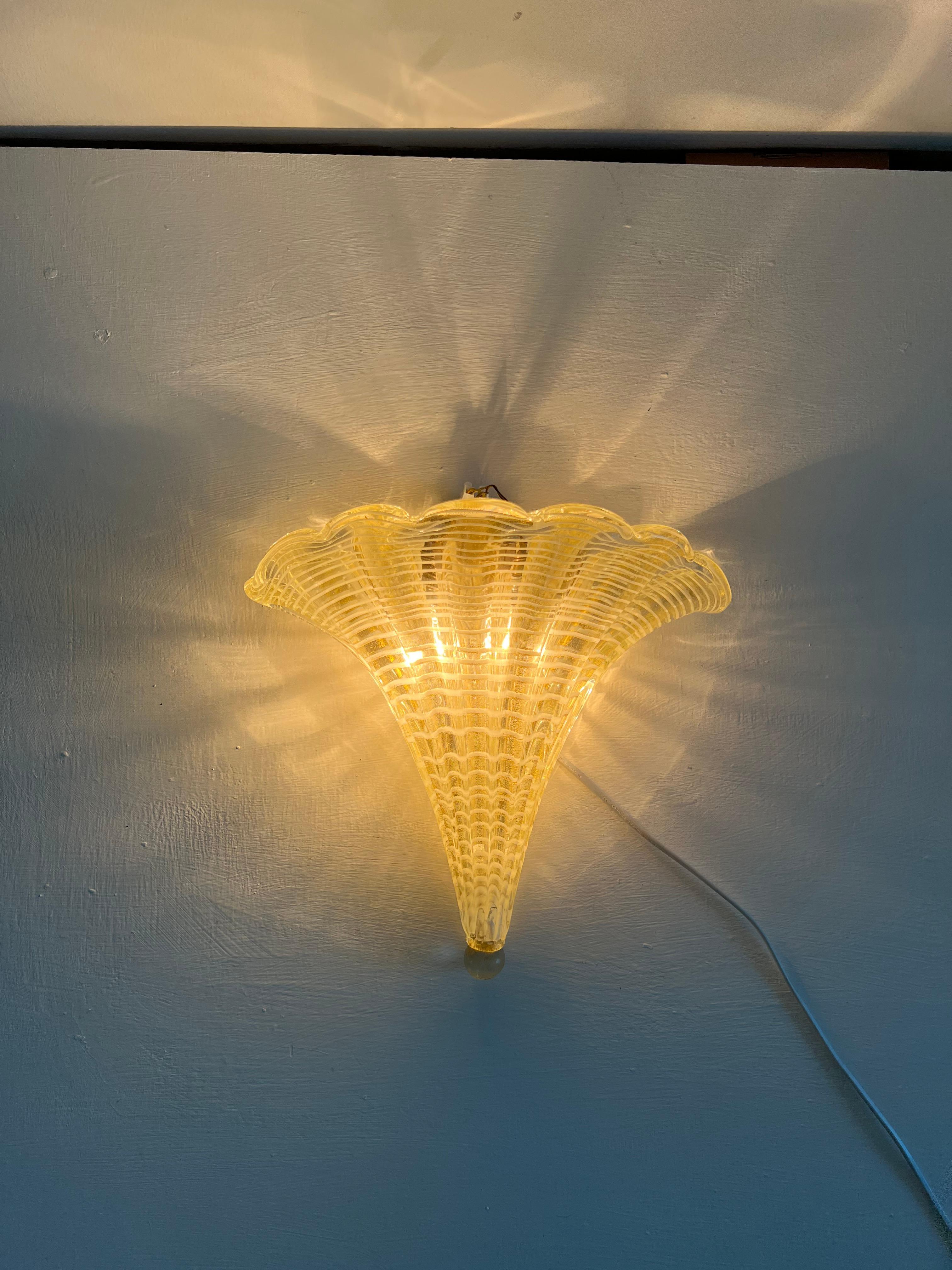 Mid-Century Modern Sconce Designed by Barovier Toso, Italy, circa 1960 For Sale 4