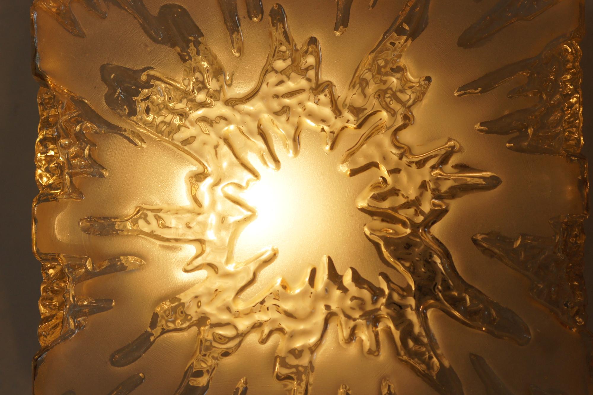 Sconcezza moderna di metà secolo in vetro e acciaio, anni '60 in vendita 3