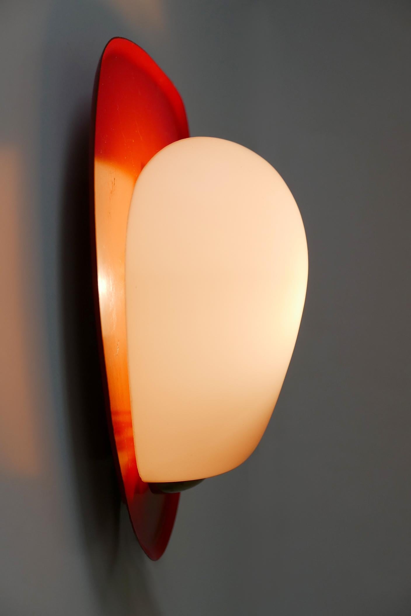Mid-Century Modern Sconce 'Shell' by Wilhelm Wagenfeld for Peill & Putzler 1950s For Sale 10