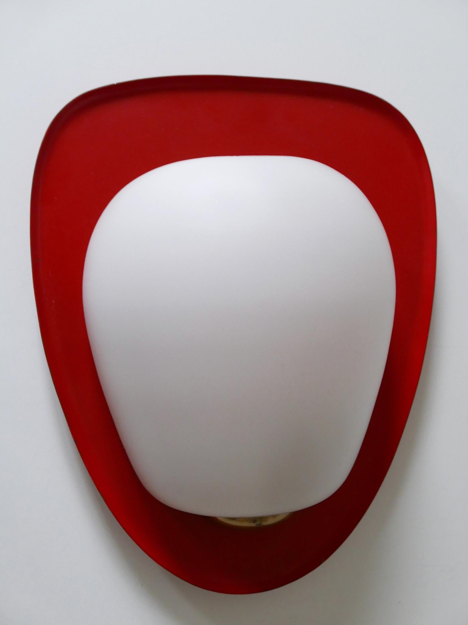 Mid-Century Modern Sconce 'Shell' by Wilhelm Wagenfeld for Peill & Putzler 1950s For Sale 2