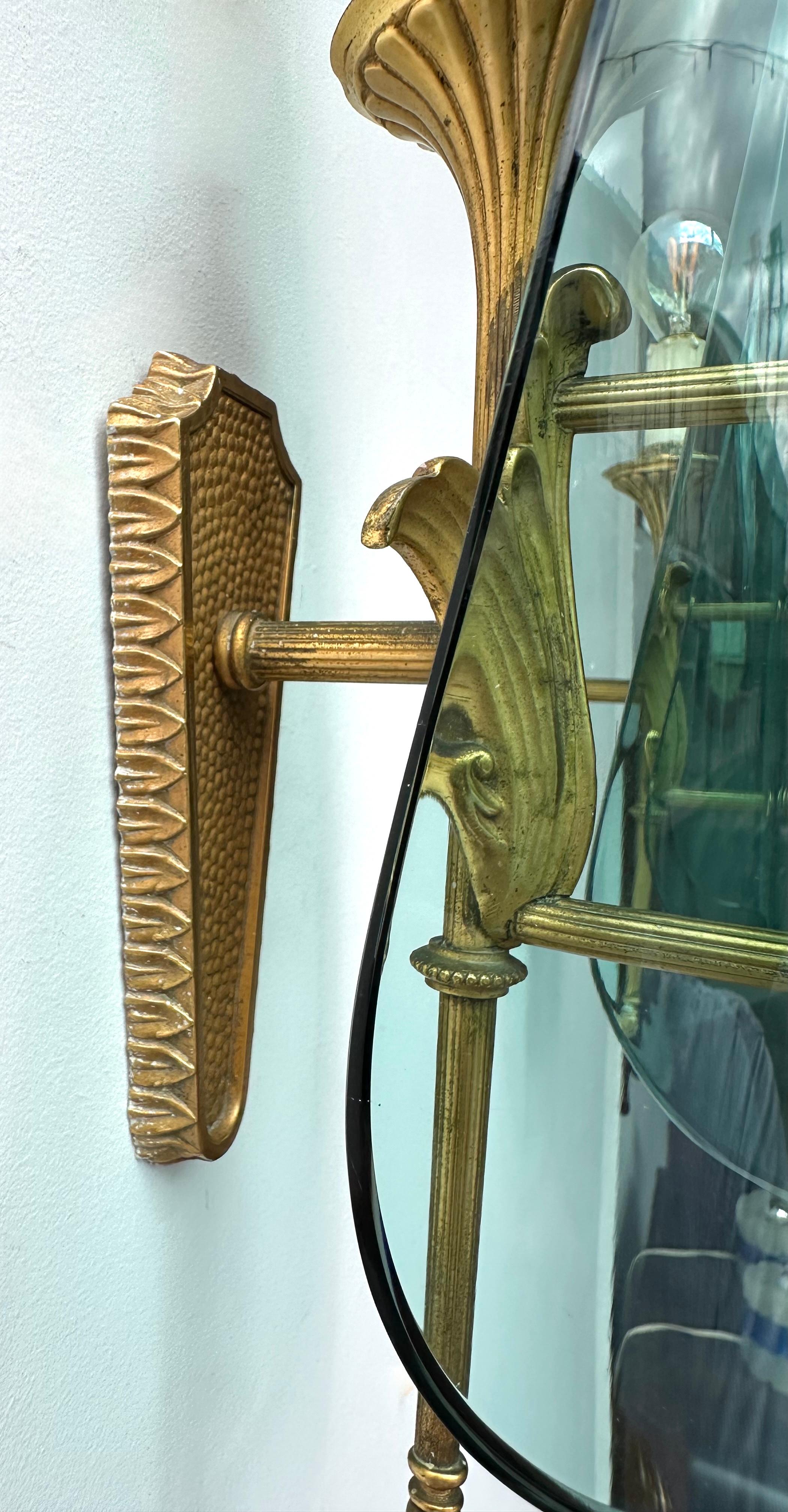 Mid-Century Modern Sconces Glass and Bronze. Italy, 1950s en vente 3