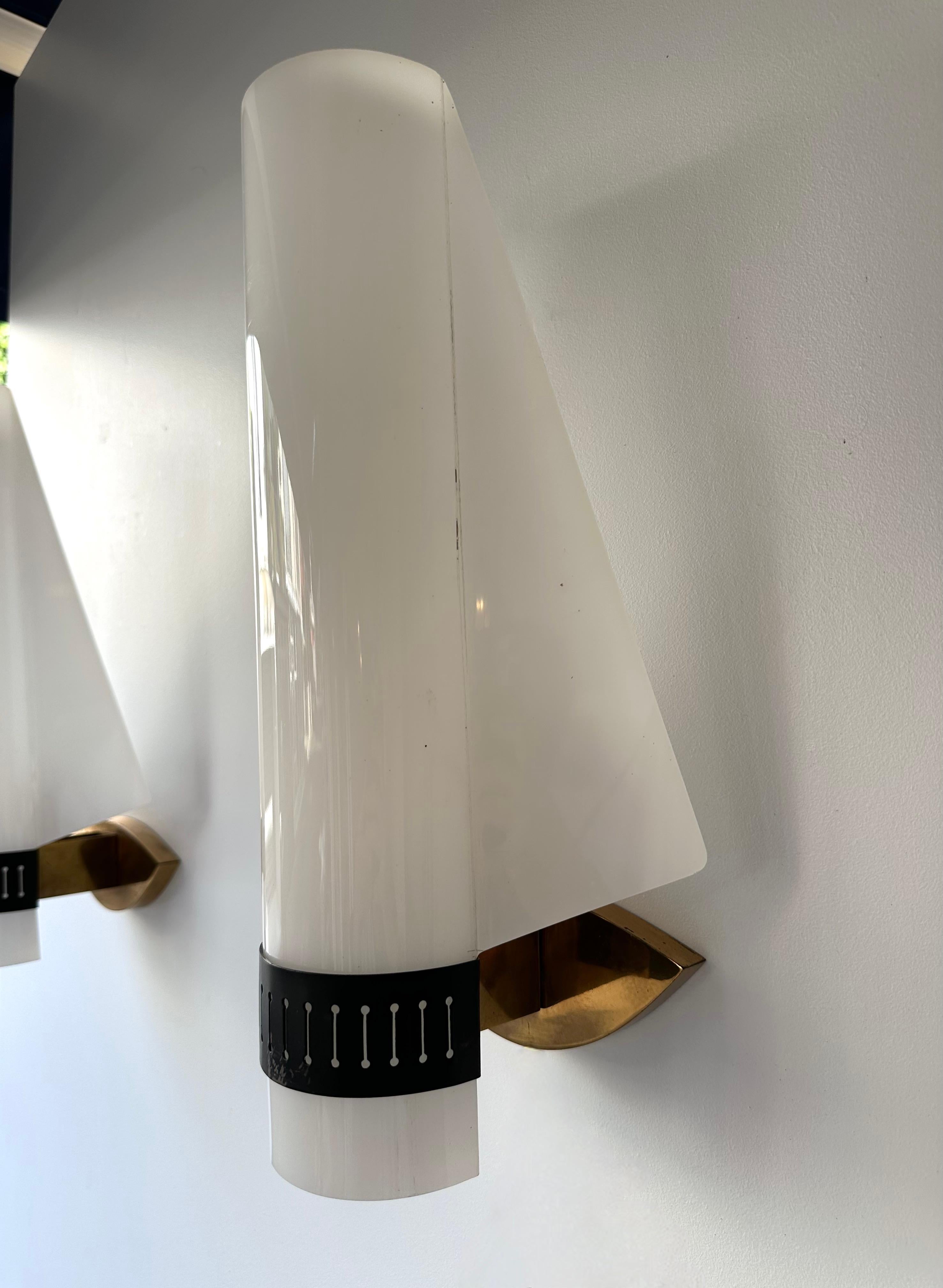Mid-Century Modern Sconces Perspex Brass by Stilnovo. Italy, 1960s For Sale 2