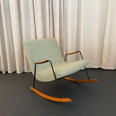 Mid-Century Modern Scoop Rocking Chair By Milo Baughman For Thayer Coggin