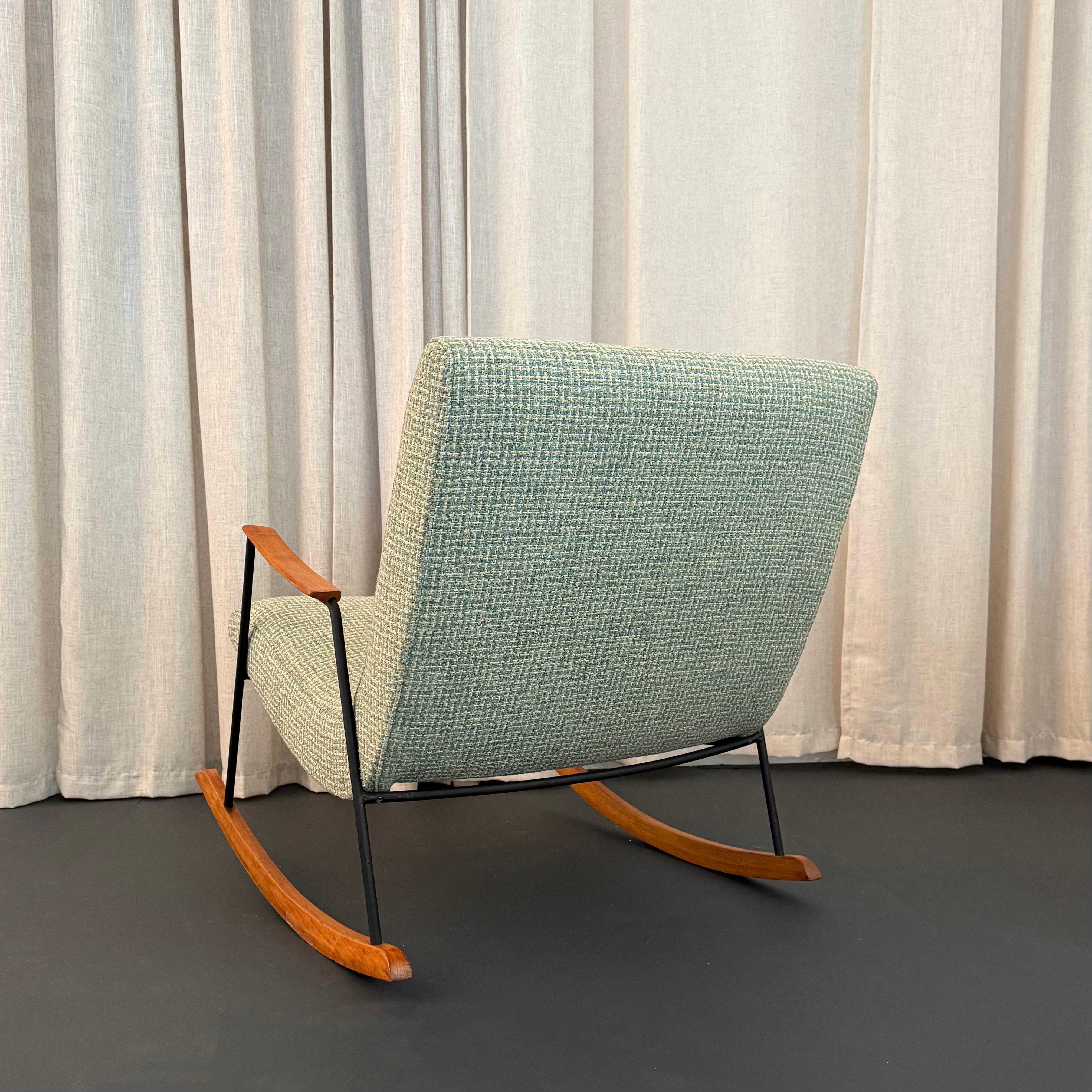 Upholstery Mid-Century Modern Scoop Rocking Chair By Milo Baughman For Thayer Coggin