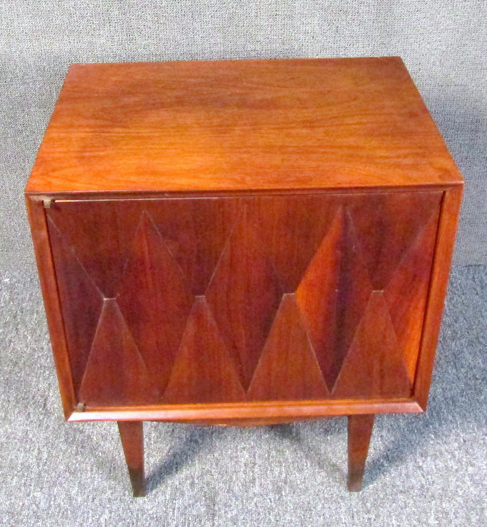 Mid-Century Modern Sculpted Front Nightstand Attributed to Albert Parvin In Good Condition In Brooklyn, NY