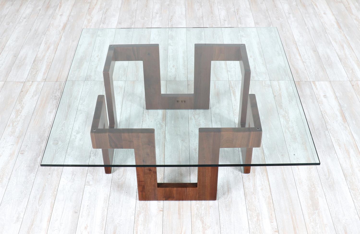 Mid-Century Modern Sculpted Geometric Walnut Coffee Table with Glass Top For Sale 1