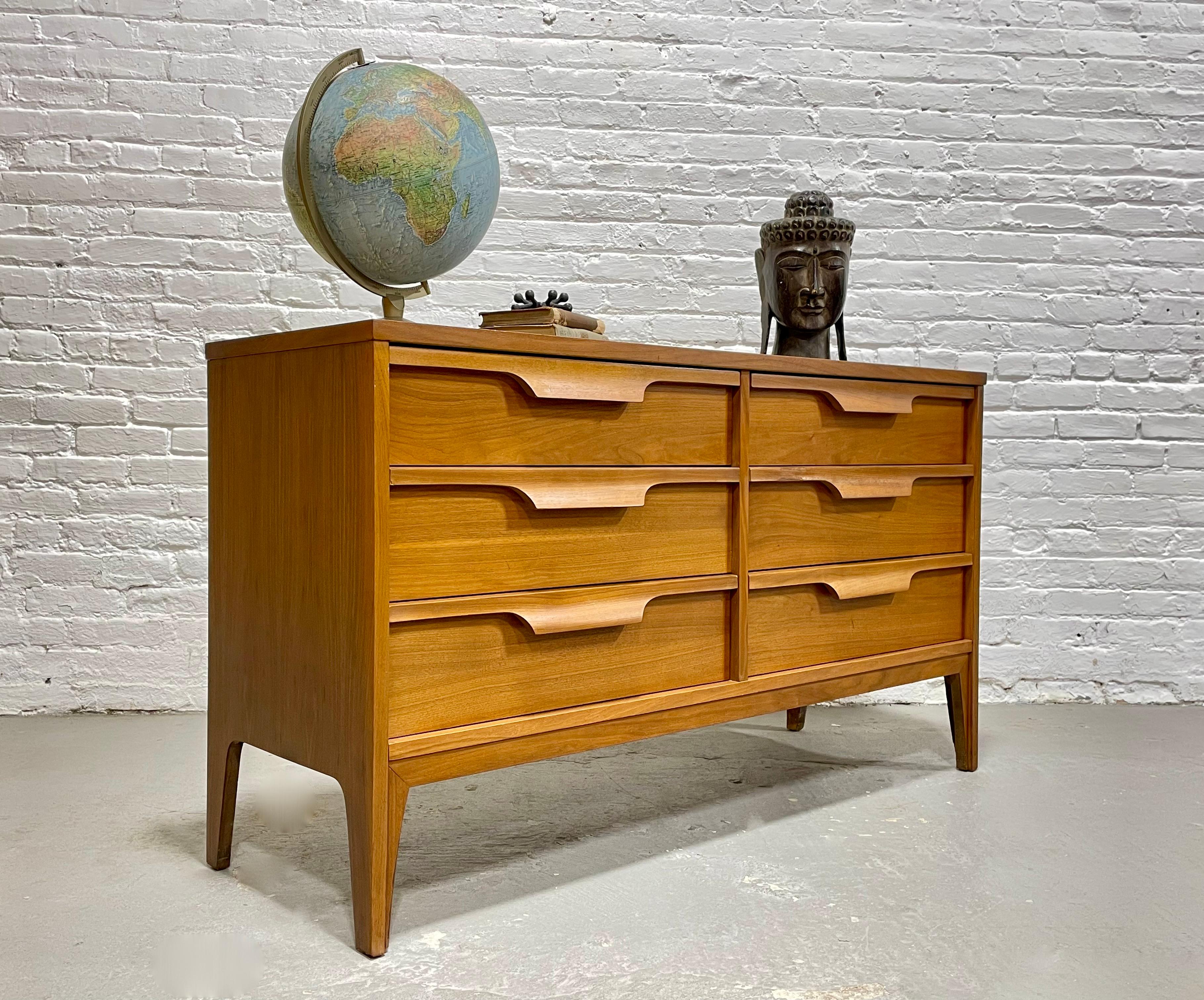 Mid Century MODERN SCULPTED Long DRESSER / Credenza by Johnson Carper, c. 1960's In Good Condition In Weehawken, NJ