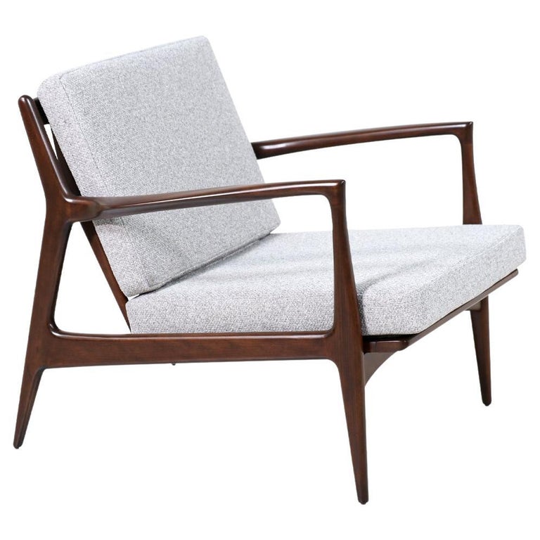 Mid-Century Modern Sculpted Lounge Chair by Ib Kofod-Larsen for Selig For Sale