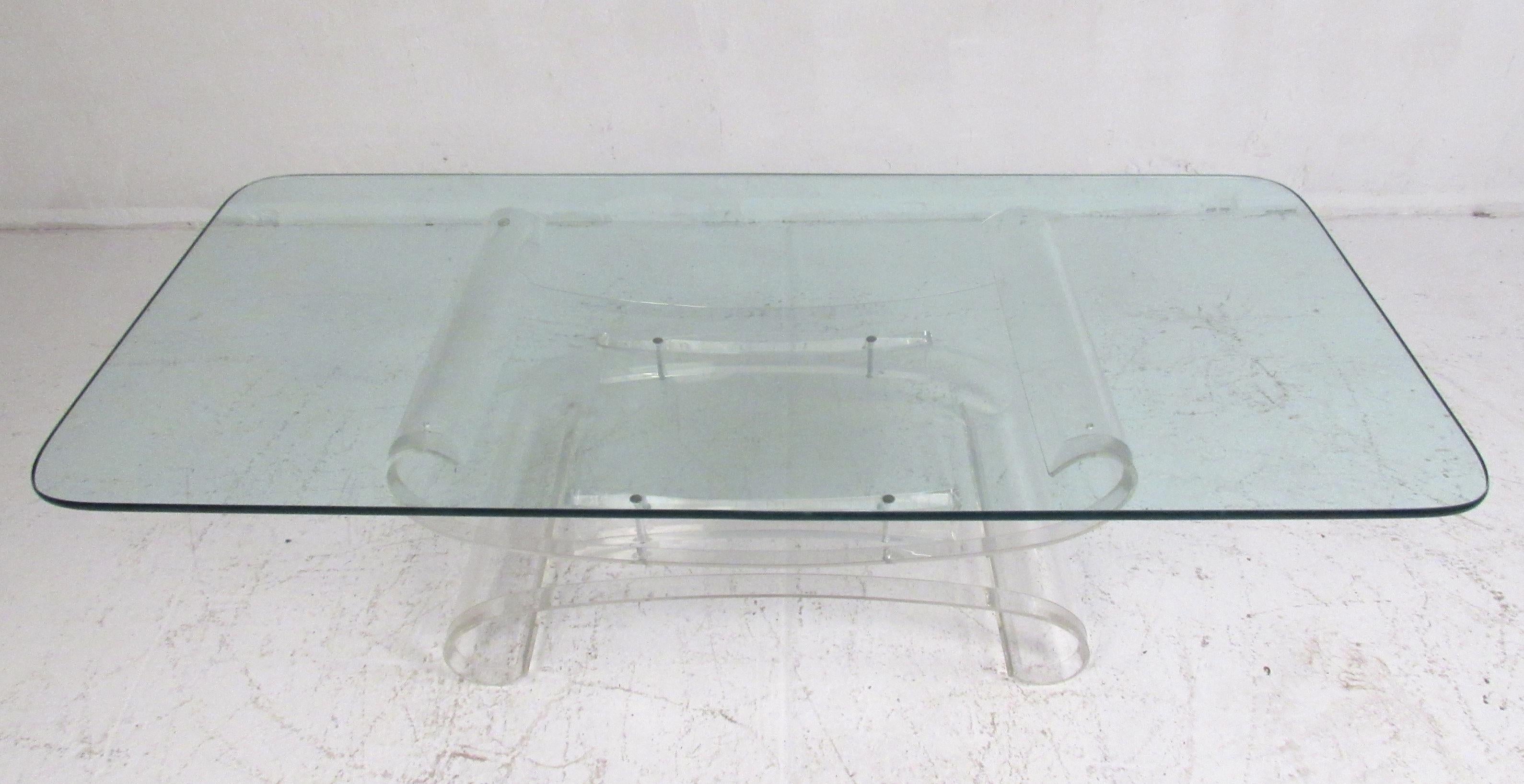 Late 20th Century Mid-Century Modern Sculpted Lucite Coffee Table For Sale