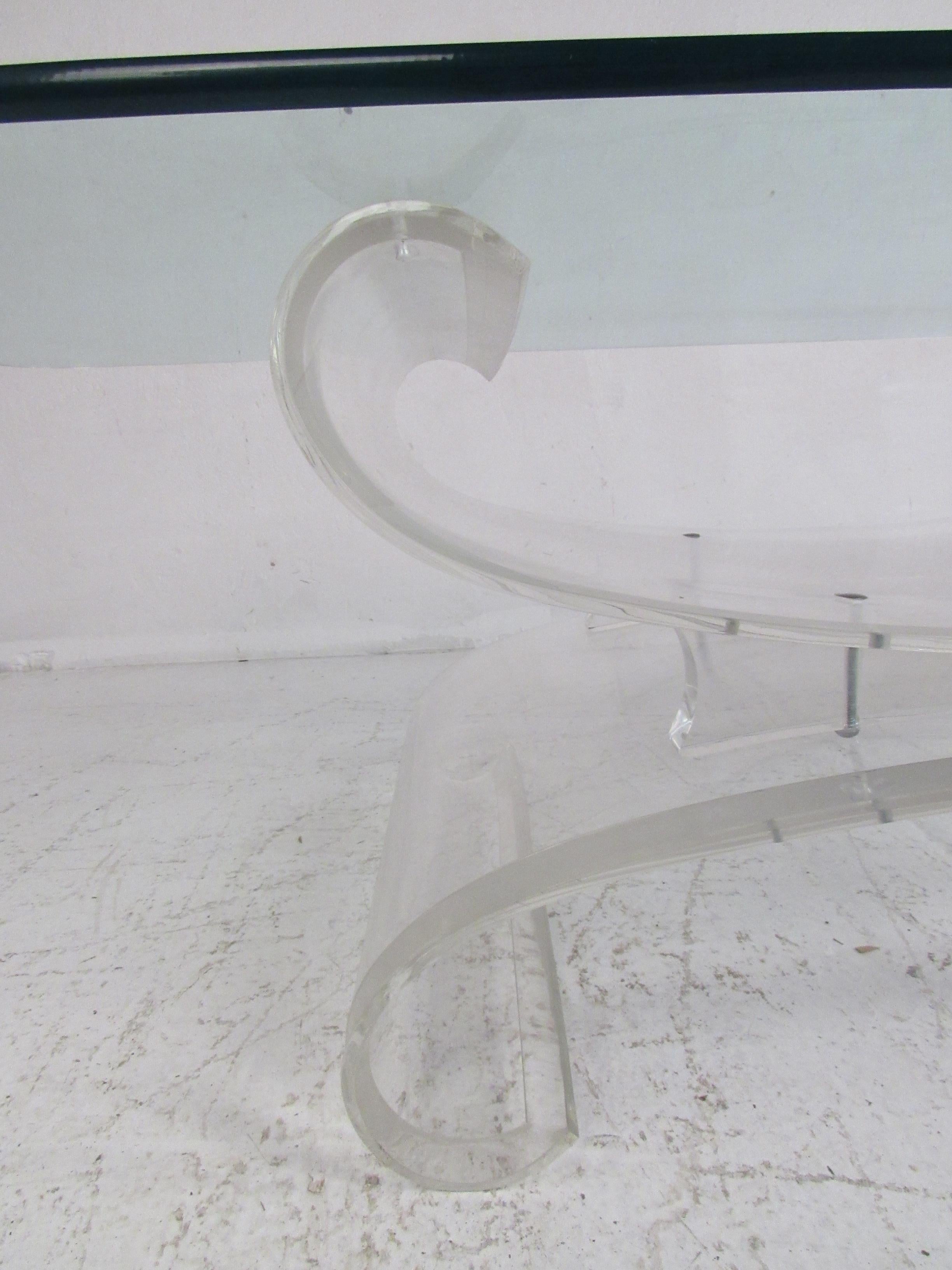 Mid-Century Modern Sculpted Lucite Coffee Table For Sale 2
