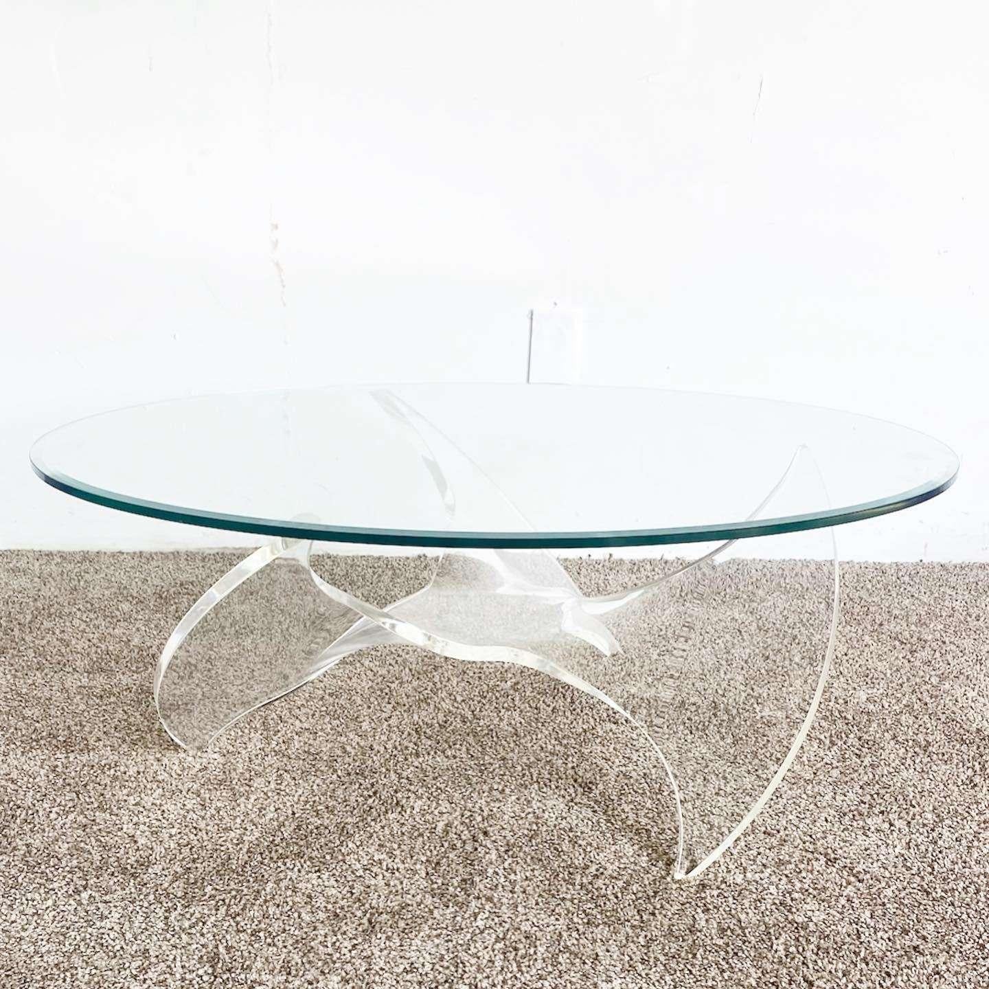 Mid Century Modern Sculpted Lucite Oval Glass Top Coffee Table In Good Condition For Sale In Delray Beach, FL
