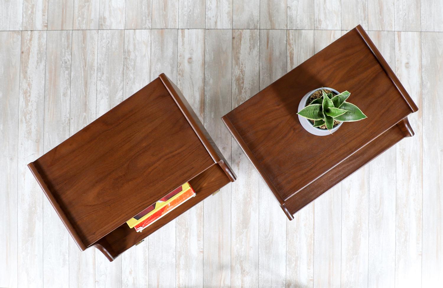 stanley bedside table