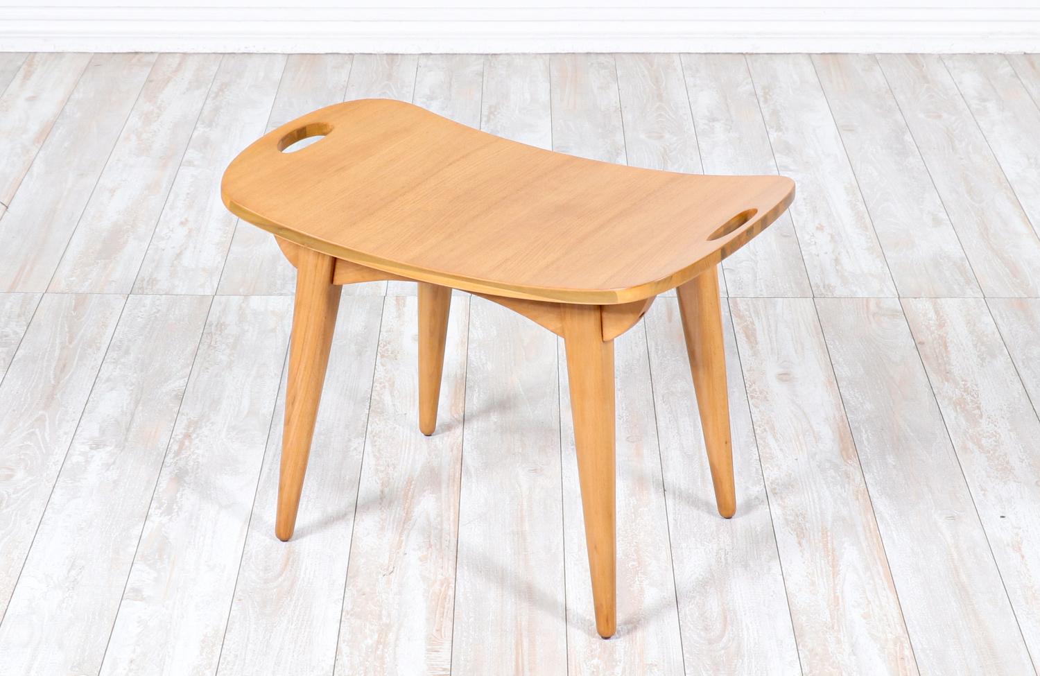 Expertly Restored - Mid-Century Modern Sculpted Primavera Wood Stool In Excellent Condition For Sale In Los Angeles, CA