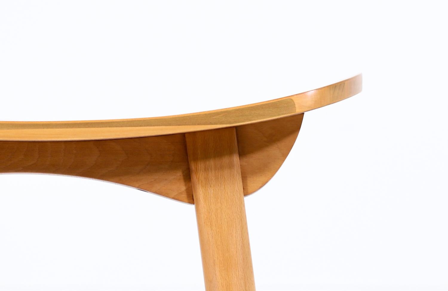 Expertly Restored - Mid-Century Modern Sculpted Primavera Wood Stool For Sale 4