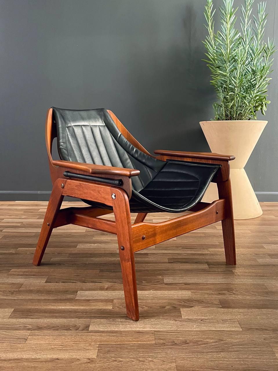 American Mid-Century Modern Sculpted Sling Lounge Chair by Jerry Johnson