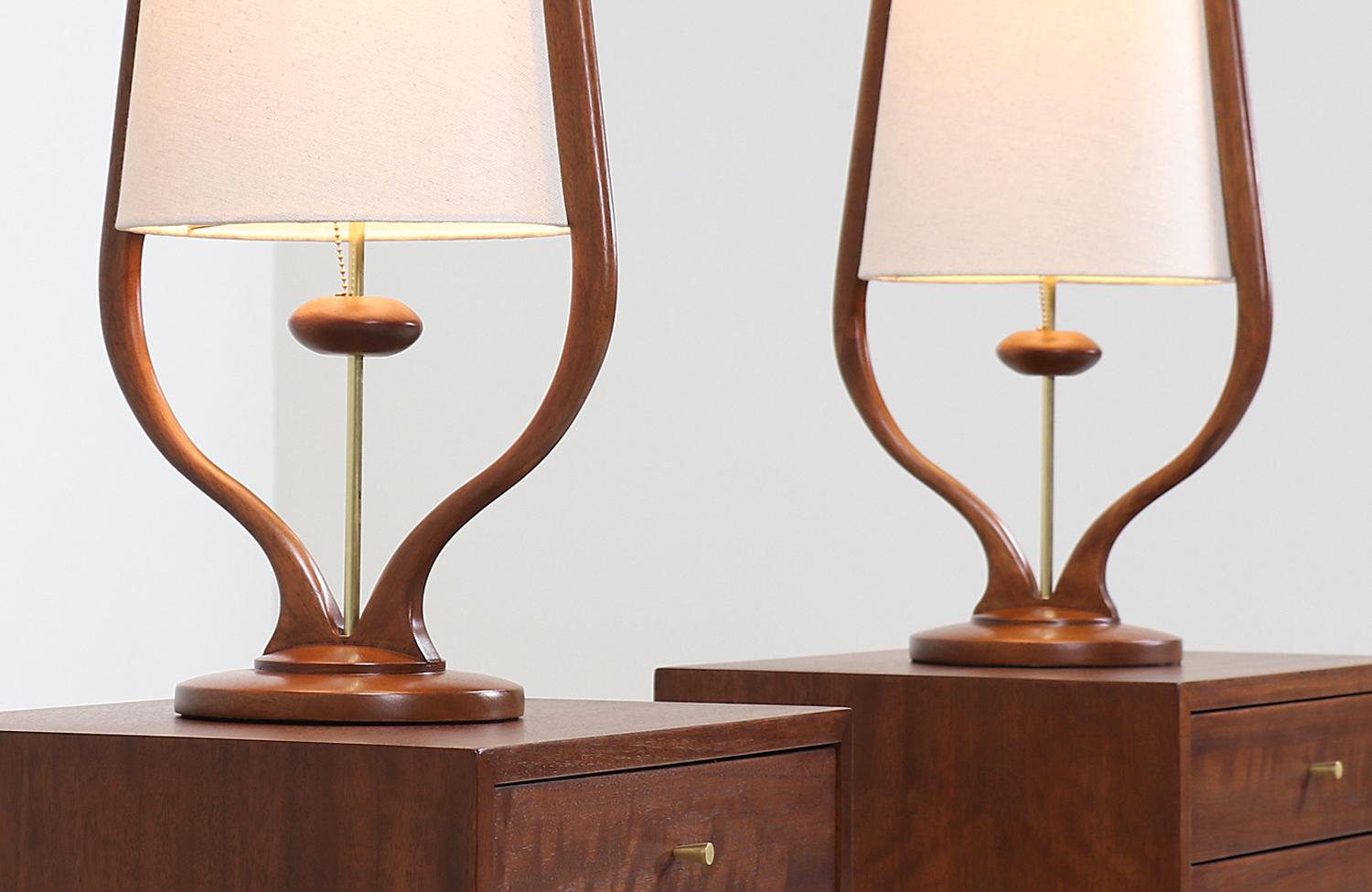Mid-Century Modern Sculpted Walnut and Brass Table Lamps by Modeline 3
