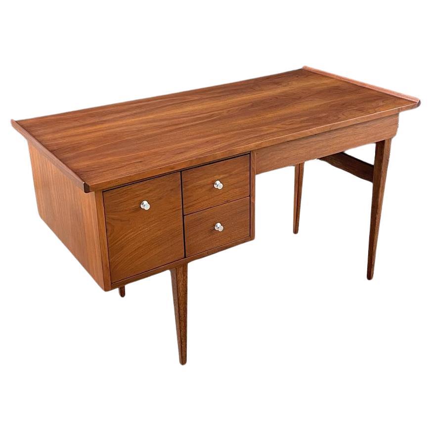 Mid-Century Modern Sculpted Walnut Desk by American of Martinsville For Sale
