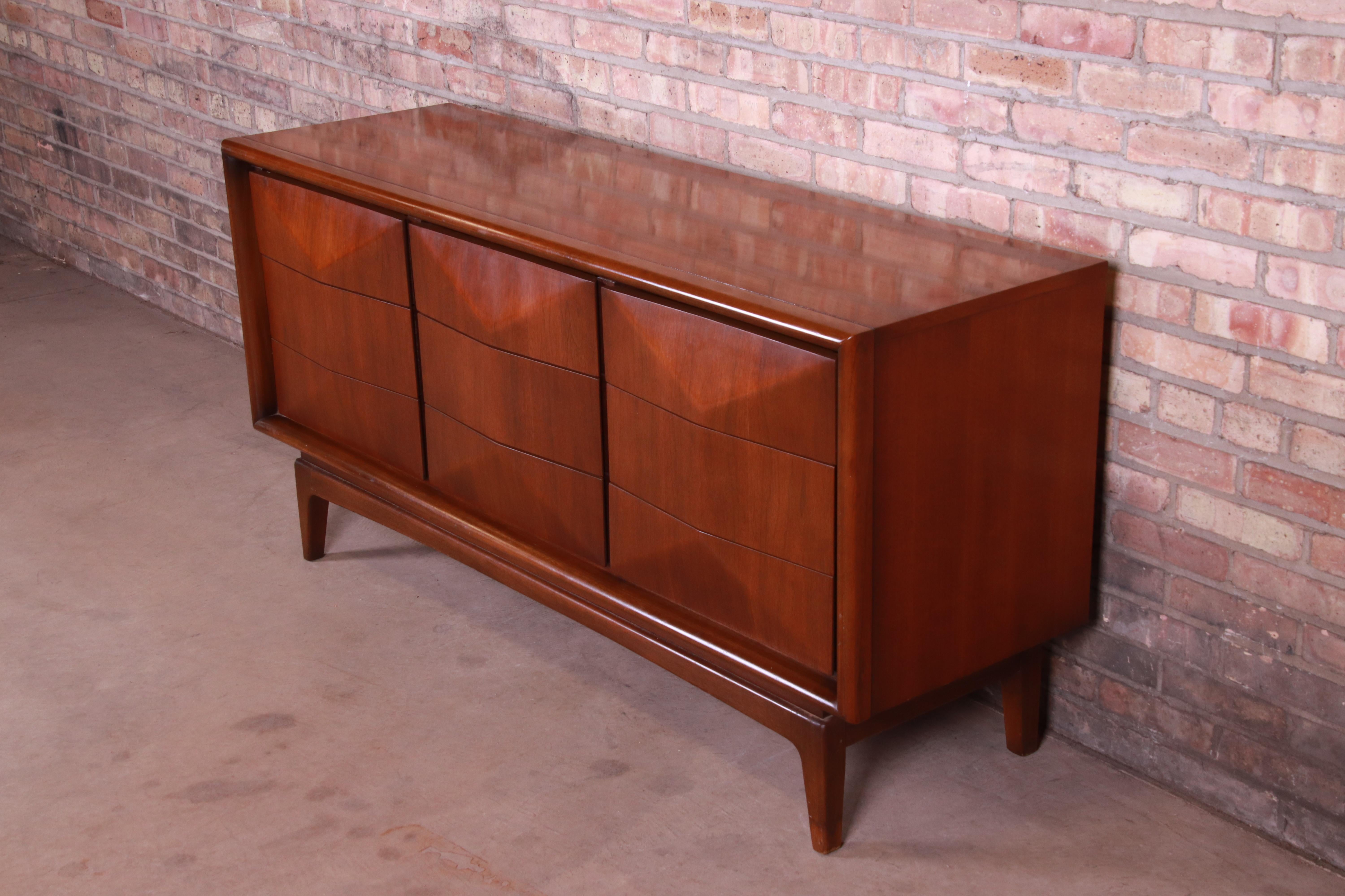 Mid-20th Century Mid-Century Modern Sculpted Walnut Diamond Front Dresser or Credenza by United