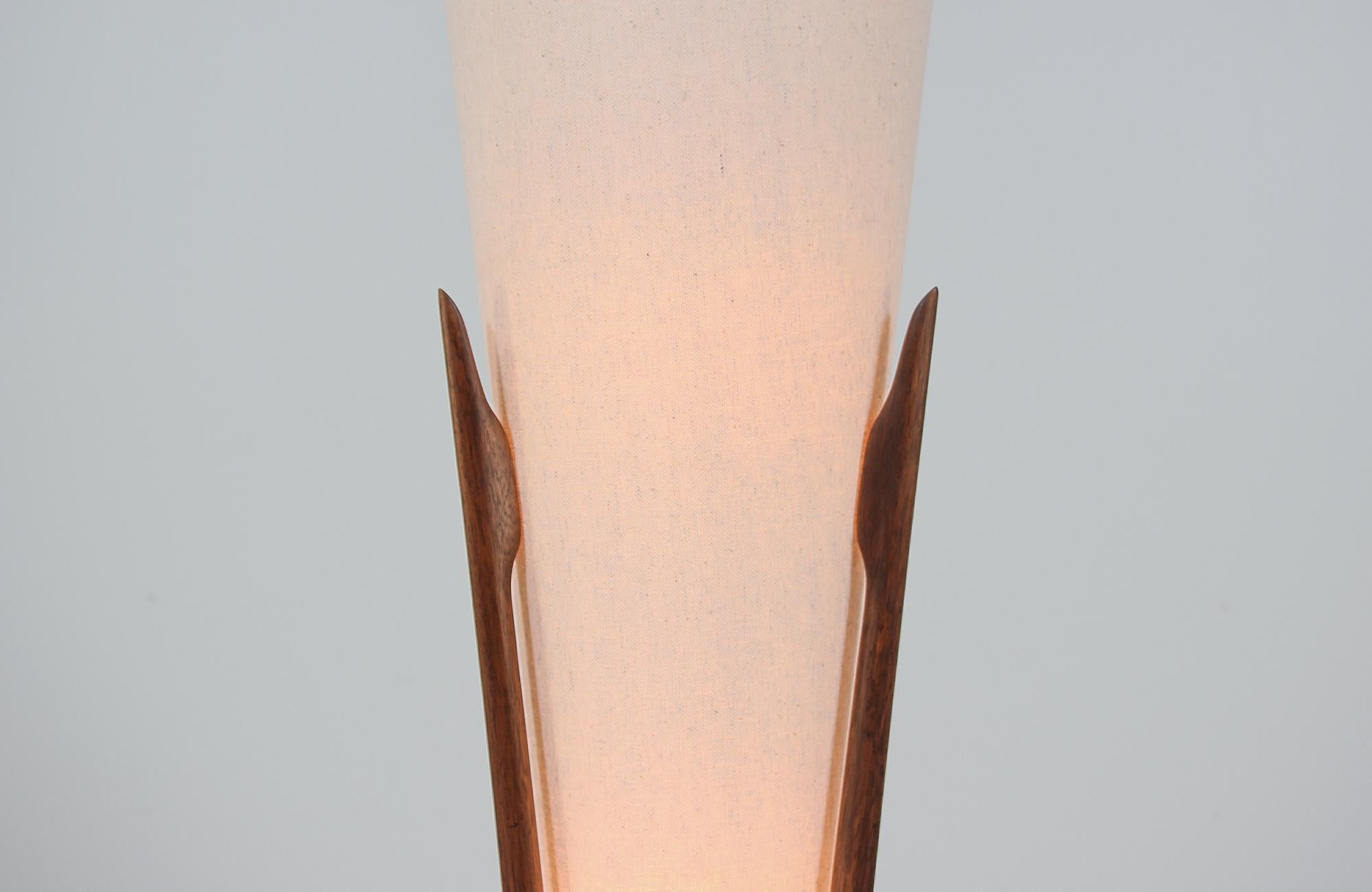 Mid-Century Modern Sculpted Walnut Floor Lamp by Modeline In Excellent Condition In Los Angeles, CA