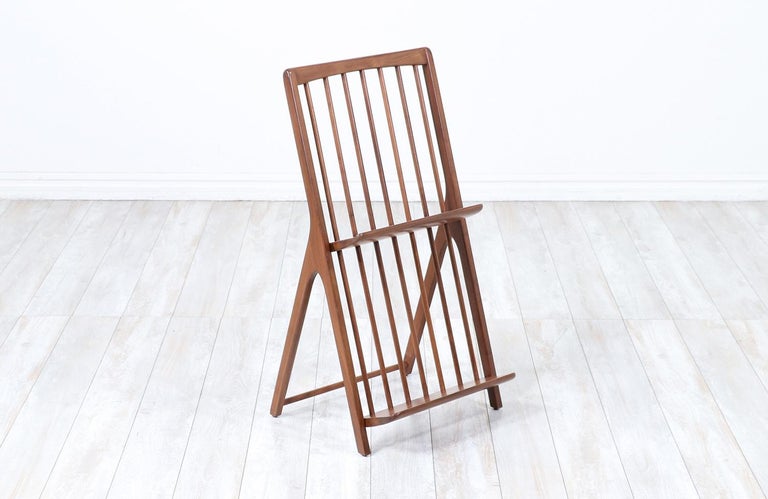 Walnut Magazine Rack Mid-Century Modern Sculpted Walnut Magazine Rack Holder For Sale at 1stDibs
