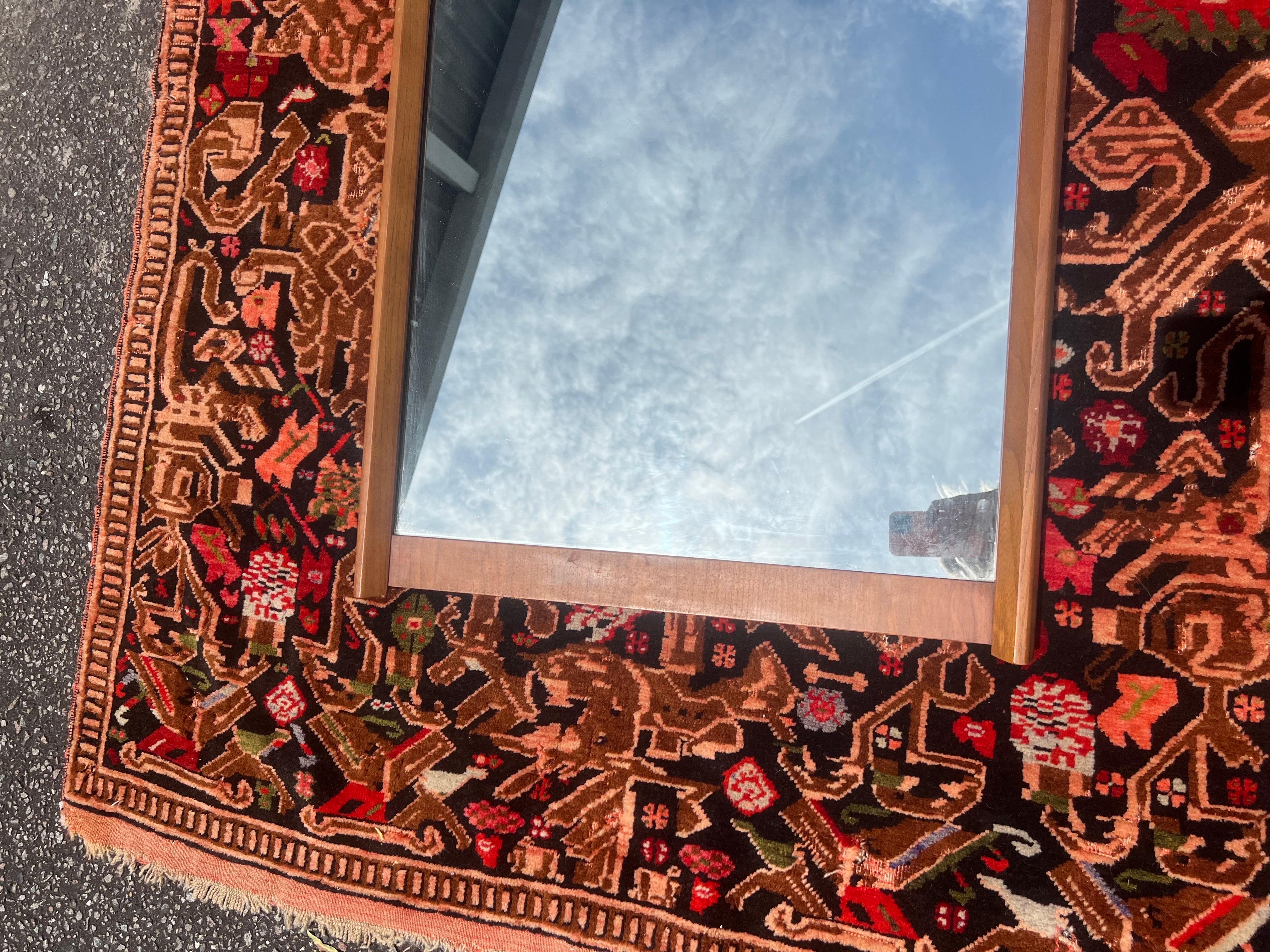 Mid-Century Modern Sculpted Walnut Mirror In Good Condition For Sale In Charleston, SC