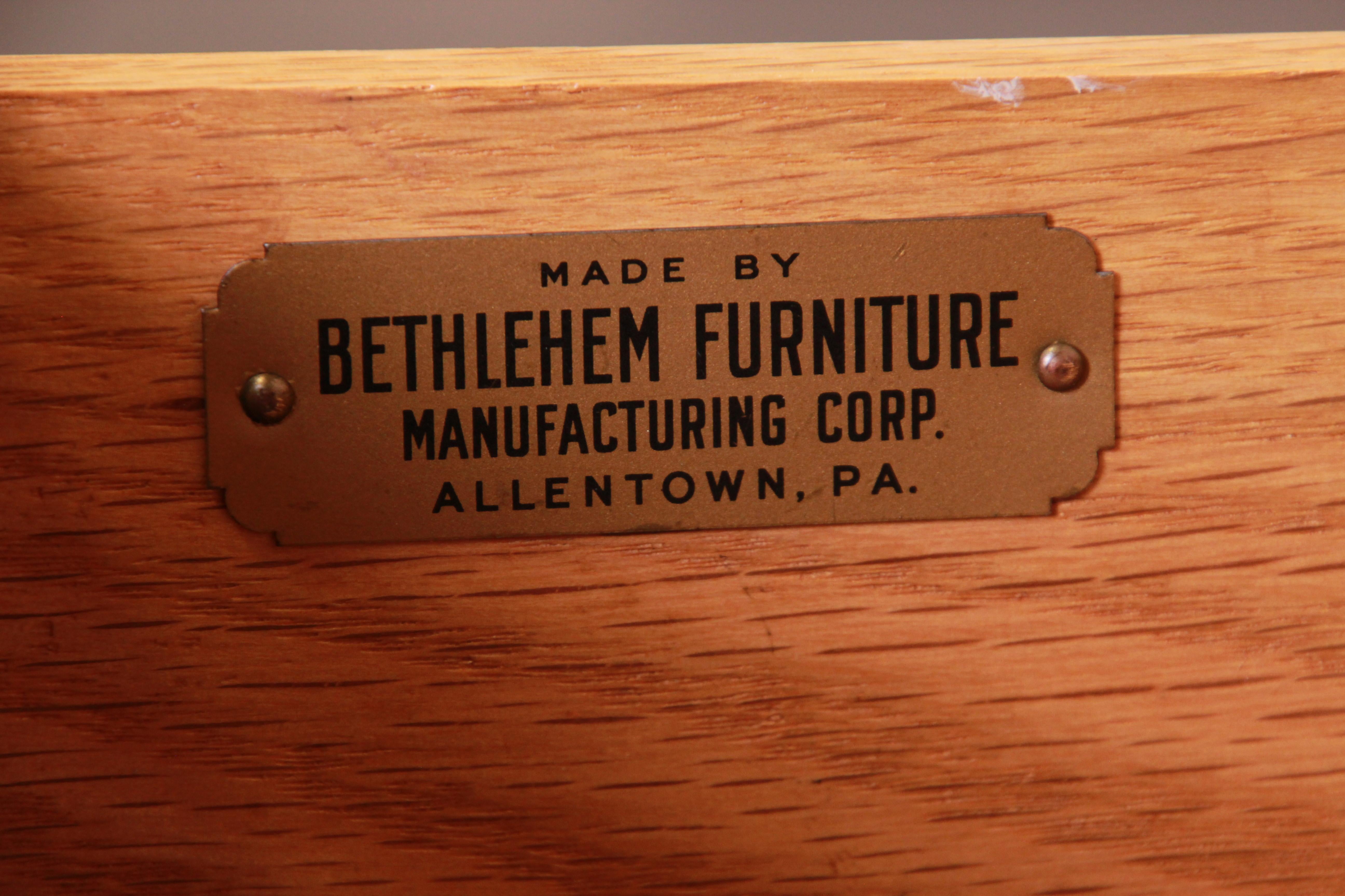 Mid-Century Modern Sculpted Walnut Nightstands by Bethlehem Furniture, Restored 12