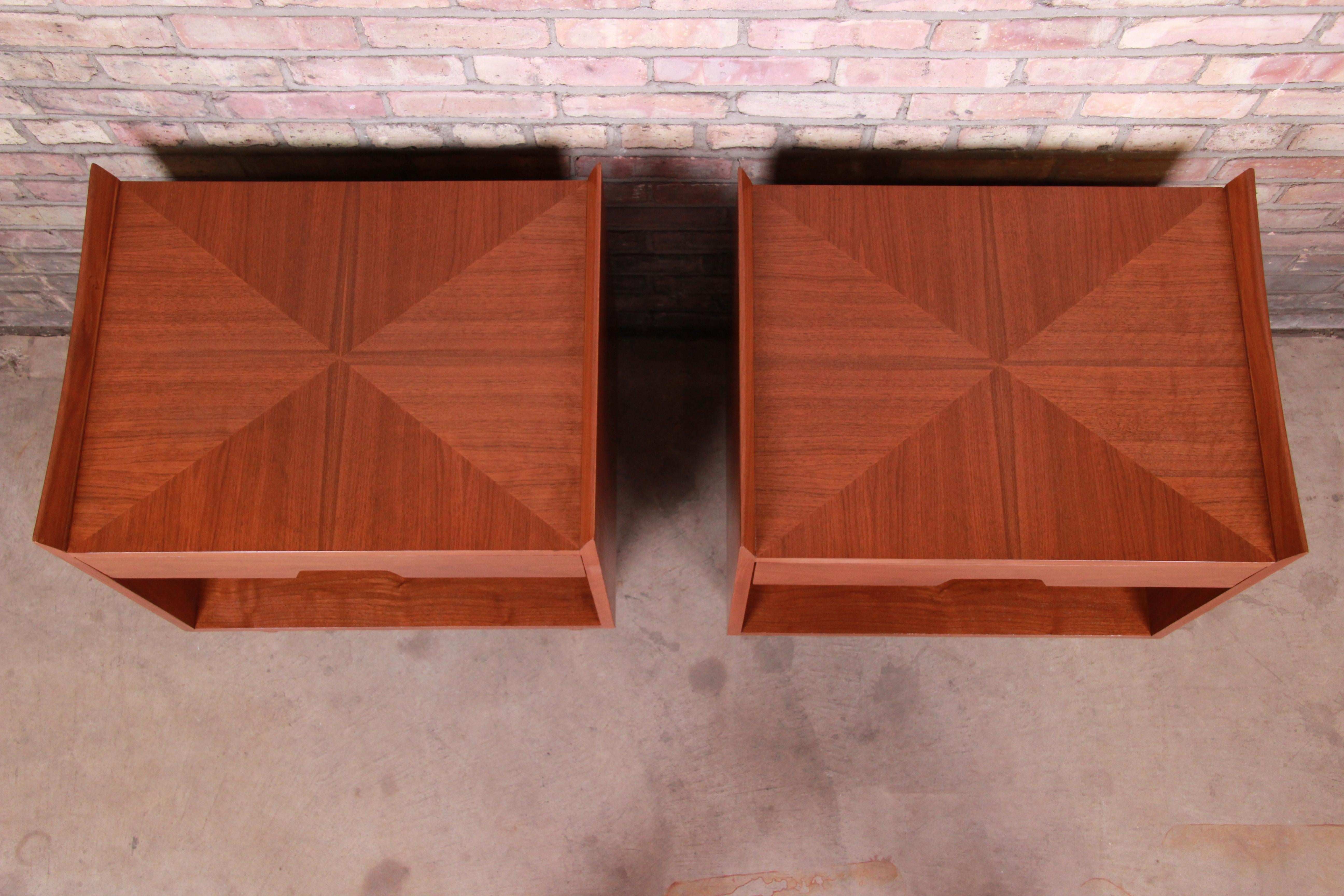 Mid-Century Modern Sculpted Walnut Nightstands by Bethlehem Furniture, Restored 1