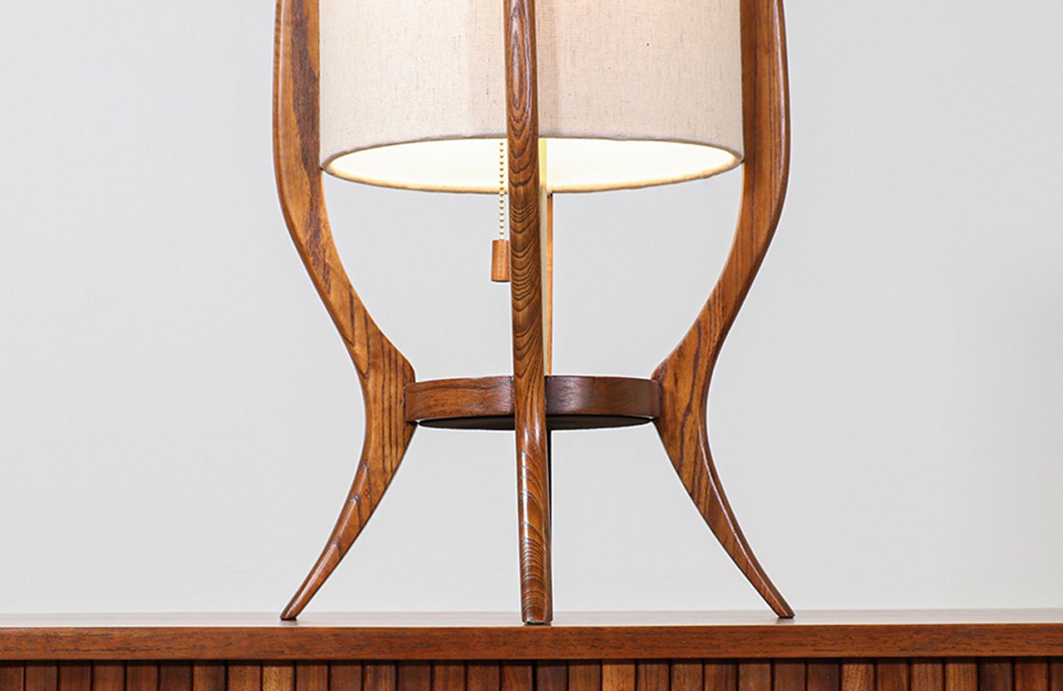 Polished Mid-Century Modern Sculpted Walnut Table Lamp by Modeline