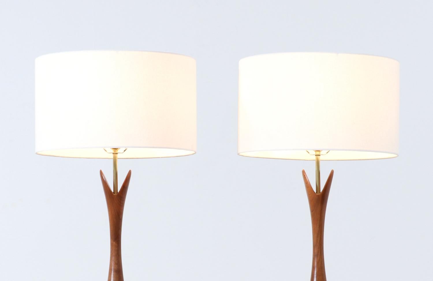 American Expertly Restored - Mid-Century Modern Sculpted Walnut Table Lamps by Modernera For Sale