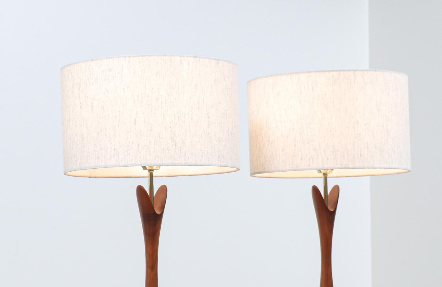 Mid-Century Modern Sculpted Walnut Table Lamps by Modernera Lamp Co. In Excellent Condition In Los Angeles, CA