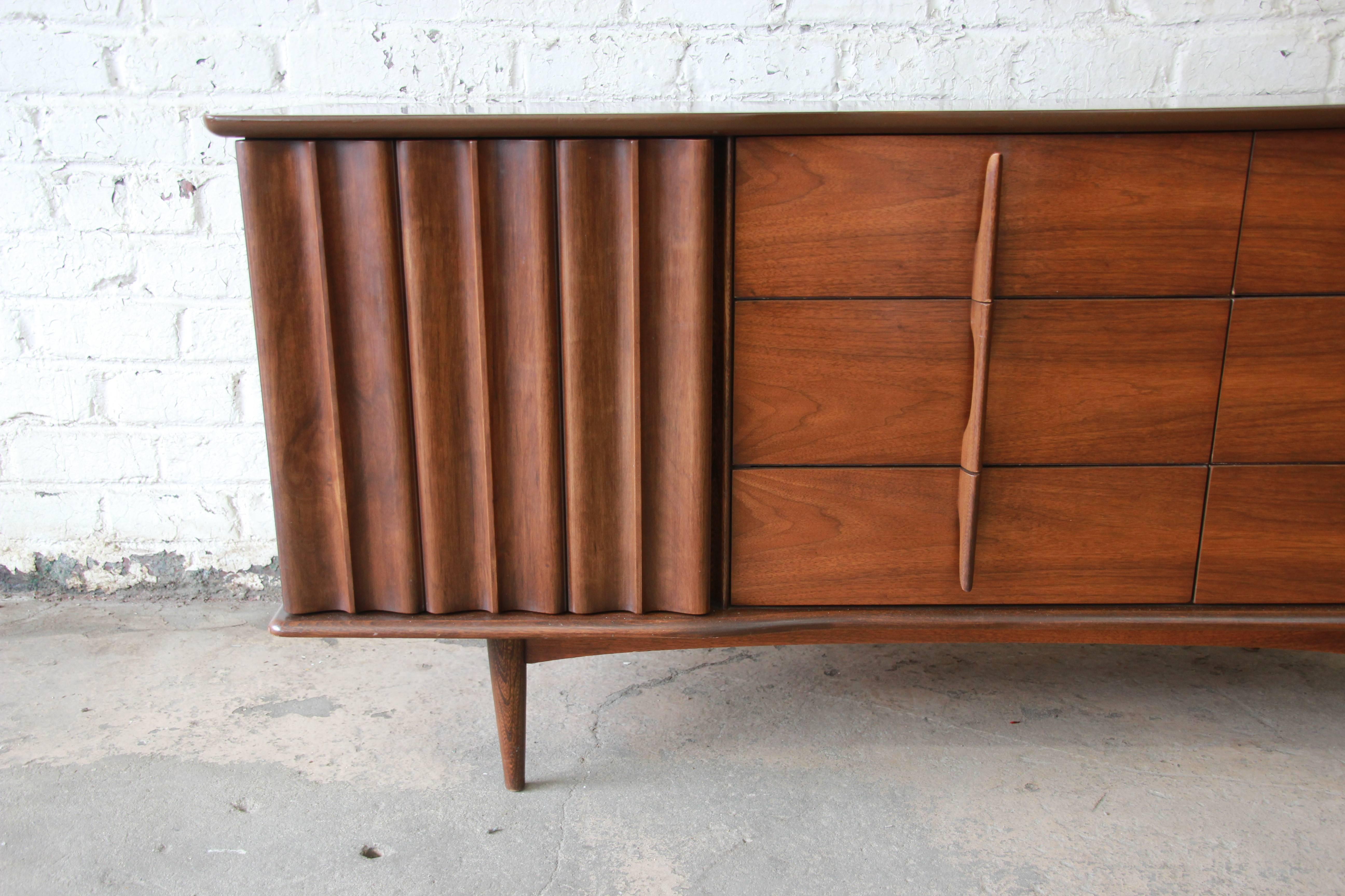 Mid-Century Modern Sculpted Walnut Triple Dresser or Credenza by United, 1960s 1