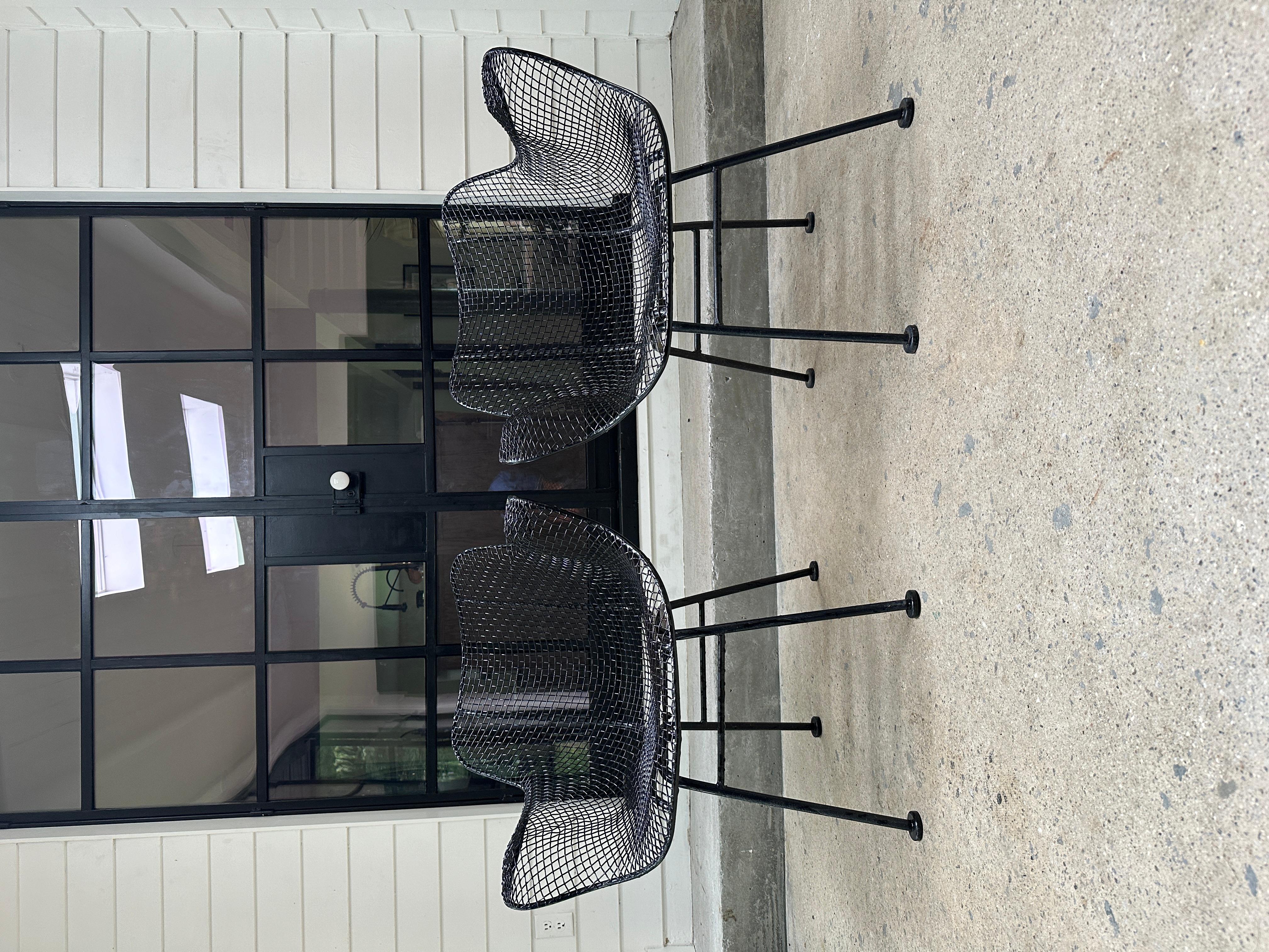 Mid Century Modern Sculptura Patio and dining armchairs, set of 4 In Excellent Condition In Asheville, NC
