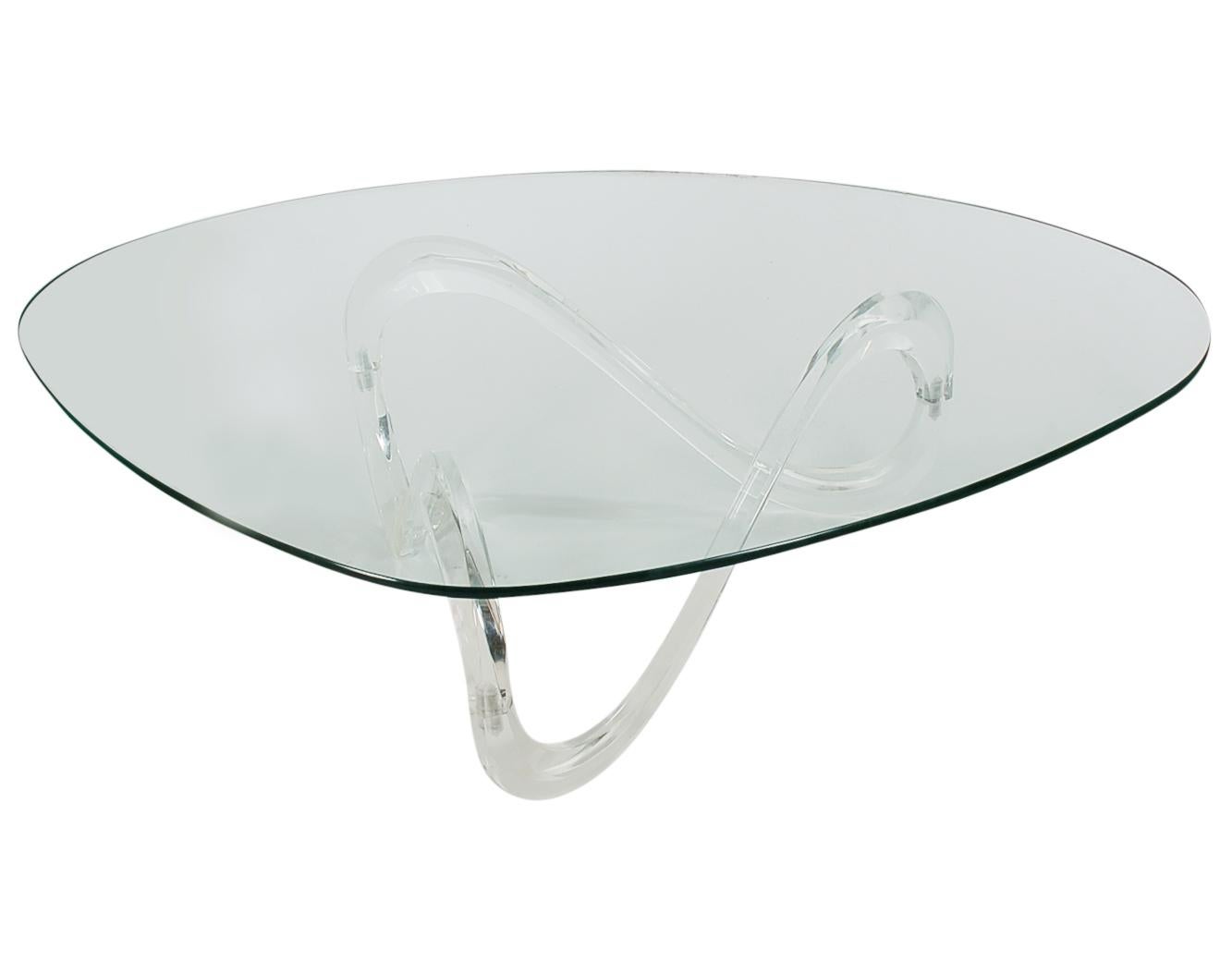 Mid-Century Modern Sculptural Acrylic Lucite Cocktail Table by Knut Hesterberg  In Good Condition In Philadelphia, PA