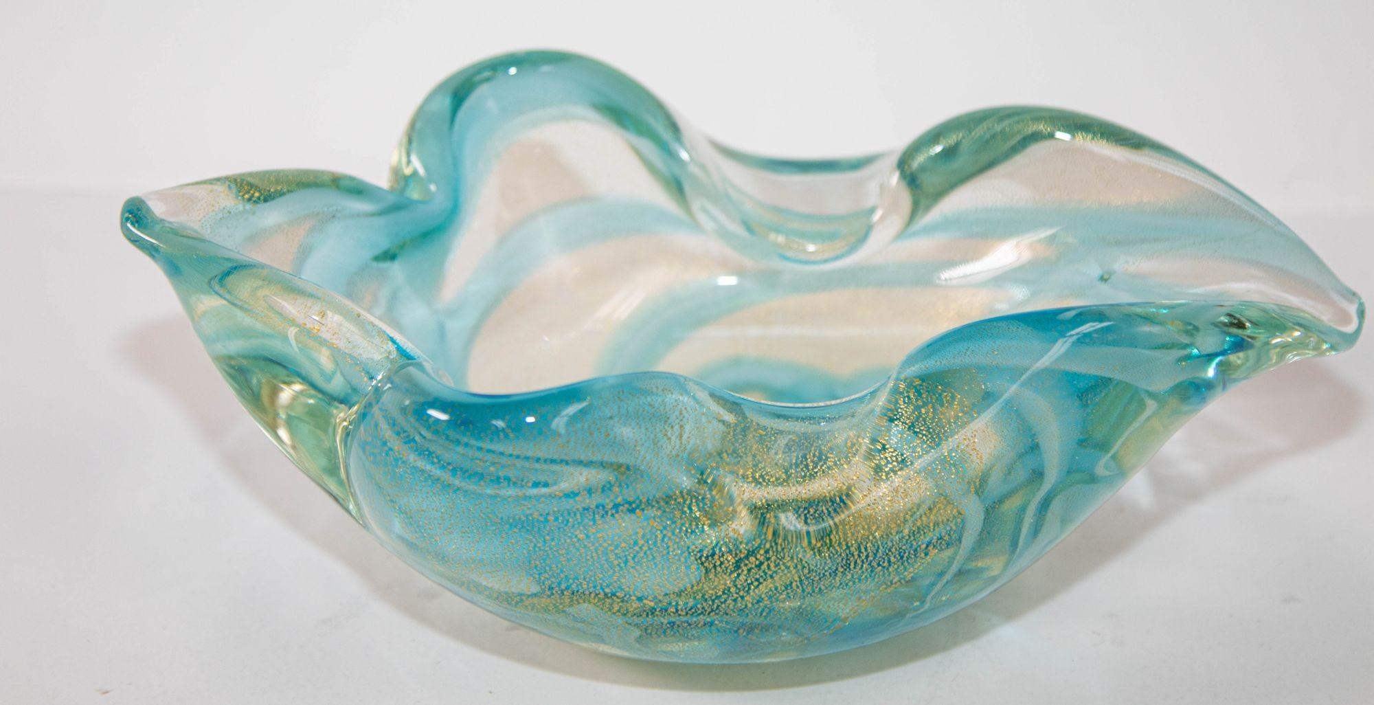 Mid-Century Modern Sculptural Aqua Blue & Gold Hand blown Murano Glass Bowl In Good Condition For Sale In North Hollywood, CA