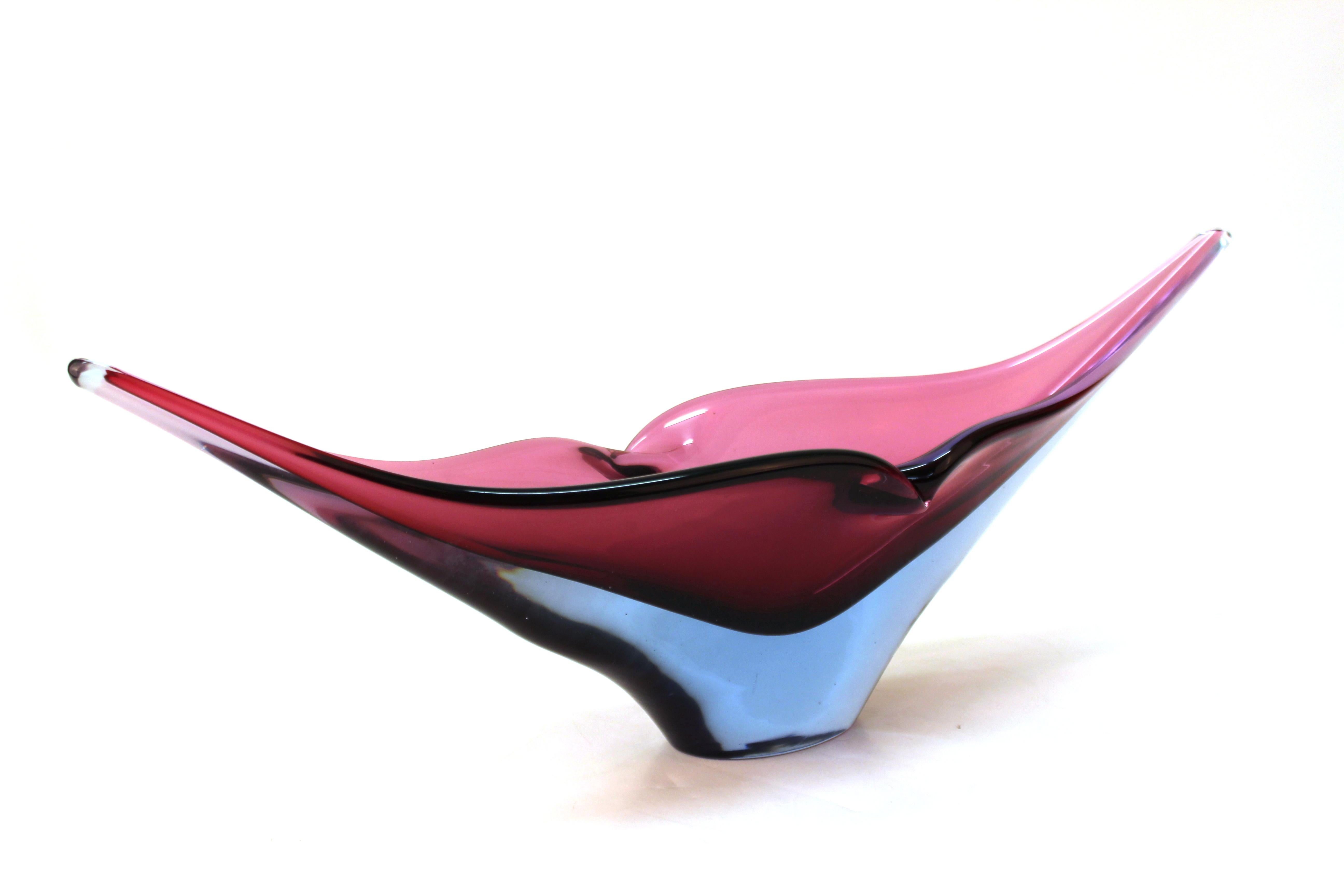Mid-Century Modern Sculptural Art Glass Bowl in Eggplant Purple 1