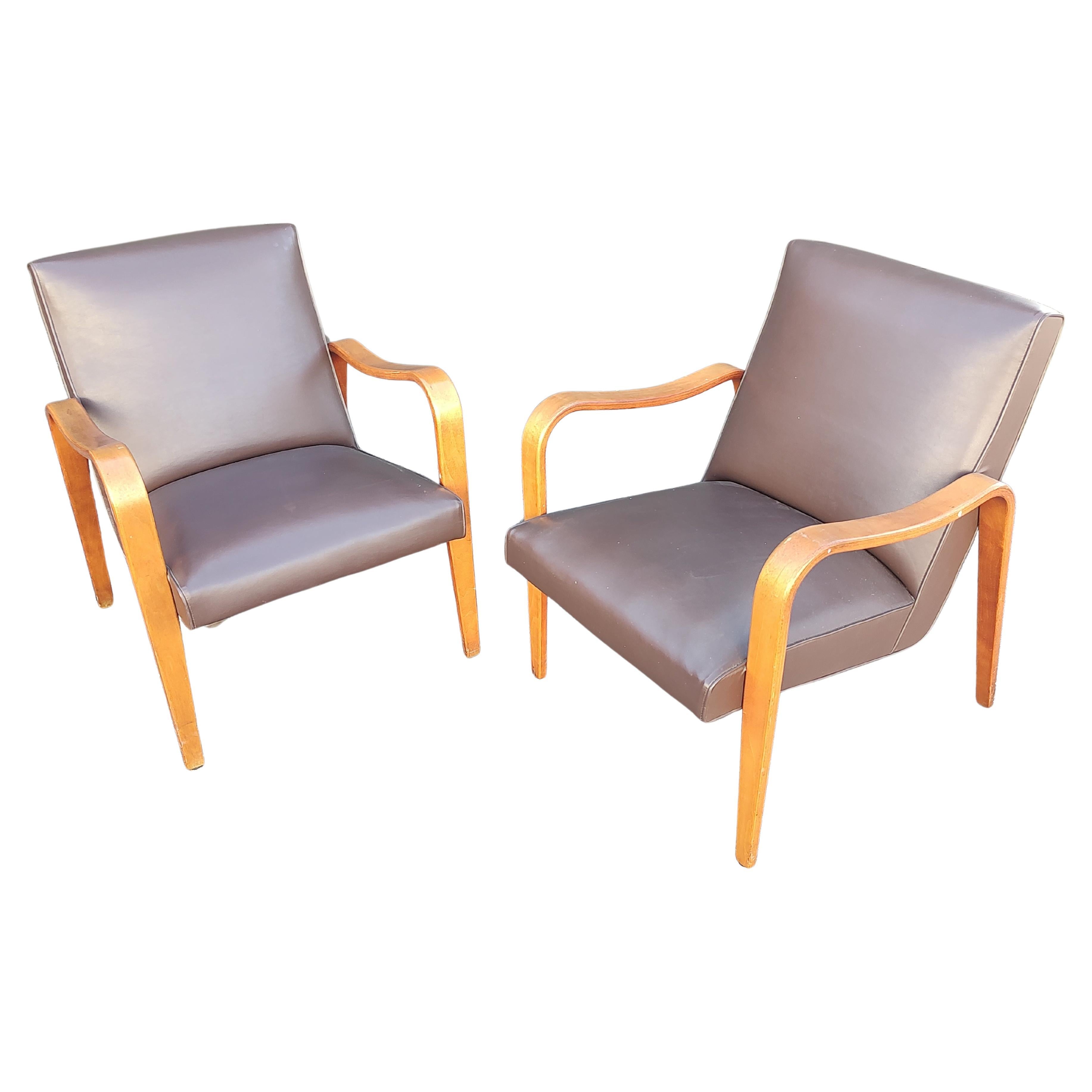 Mid Century Modern Sculptural Bent Arm Lounge Chairs in Birch by Thonet