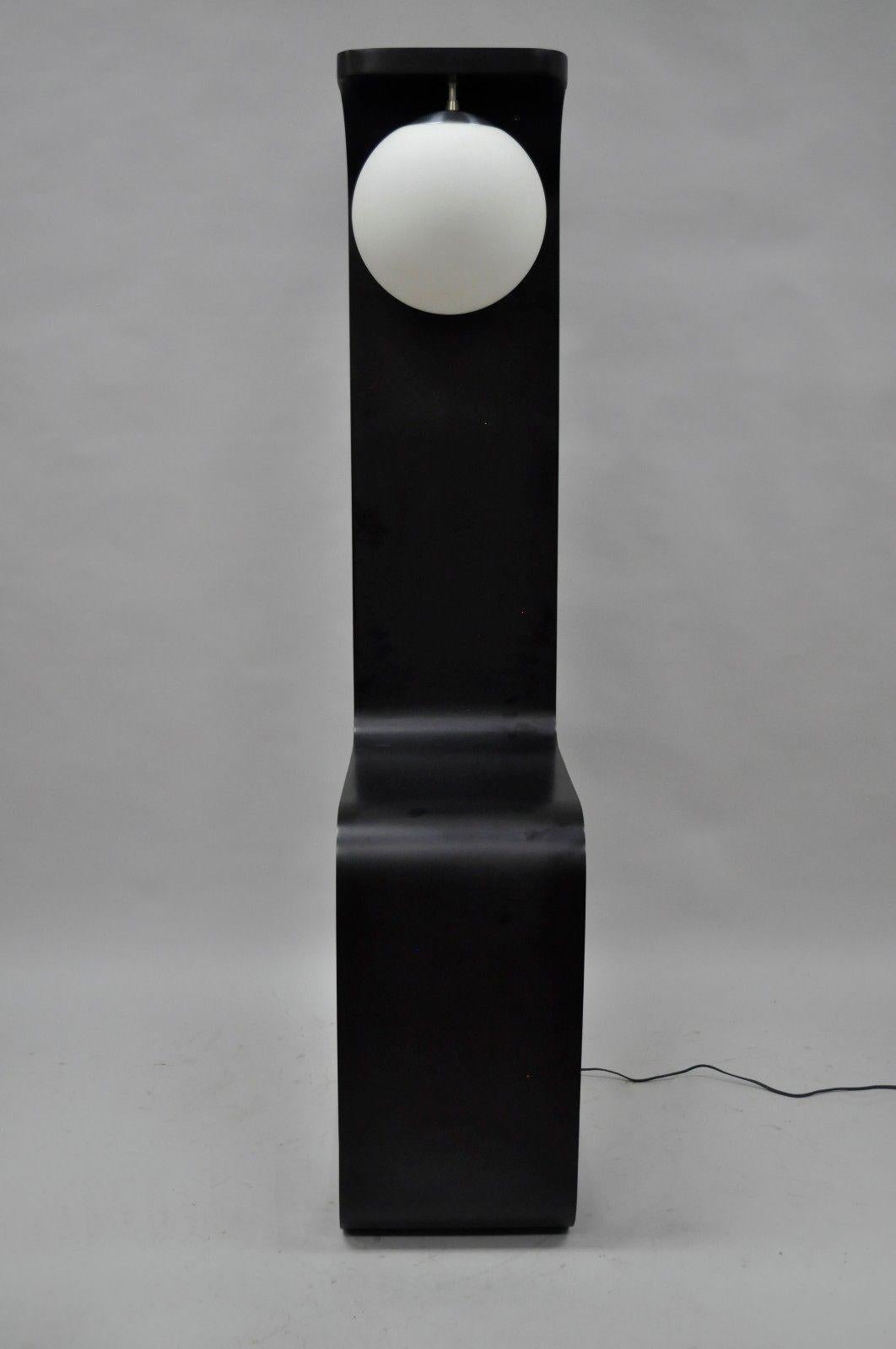 American Mid-Century Modern Sculptural Black Chrome Floor Lamp Attributed to Modeline