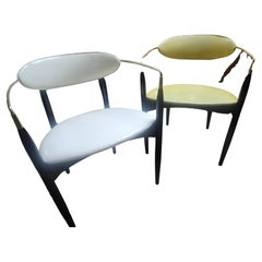 Poltrone scultoree di metà secolo in lacca nera e ottone di Dan Johnson