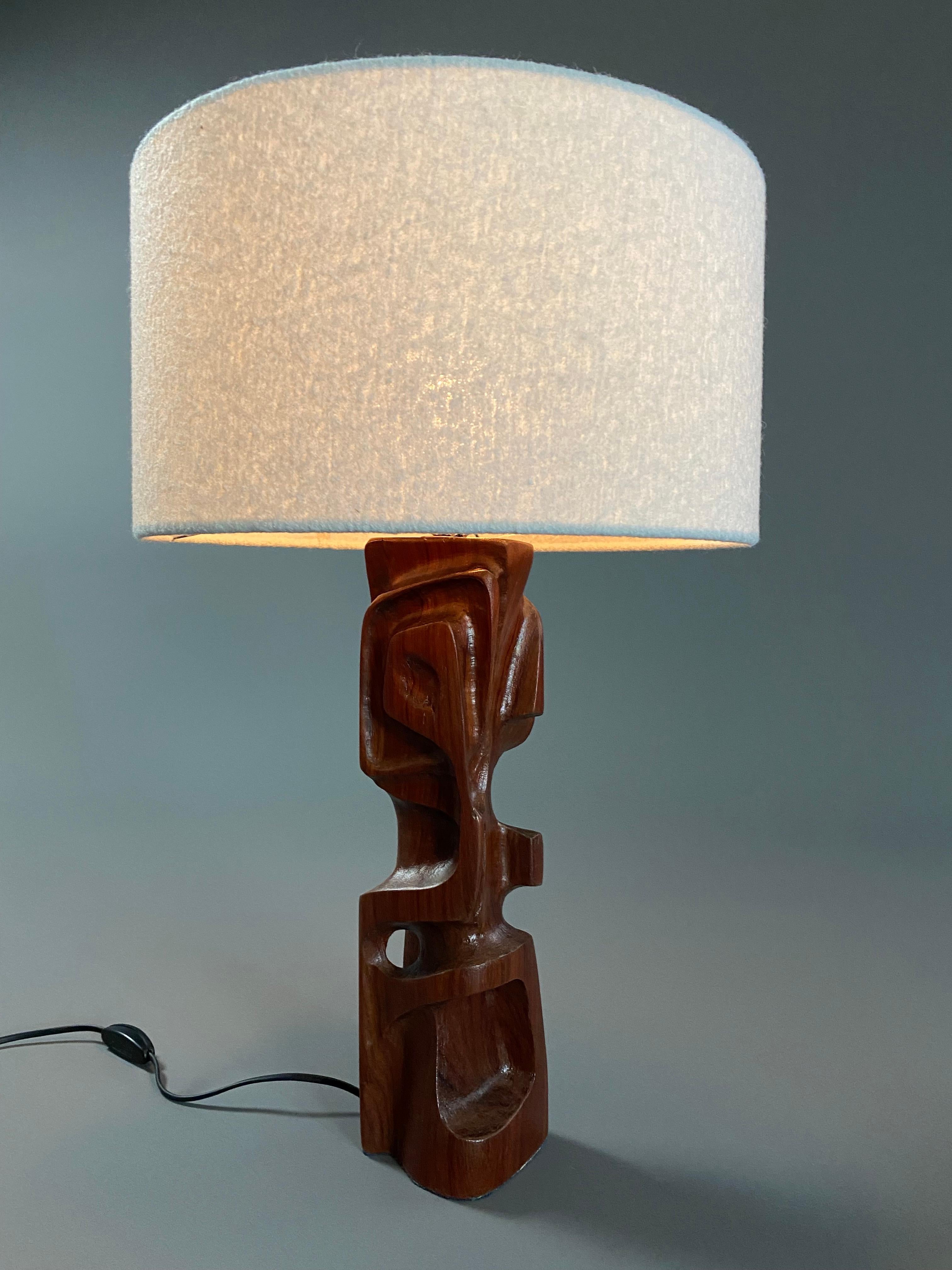Mid-Century Modern Sculptural Carved Wooden Table Lamps by Gianni Pinna Italy For Sale 9