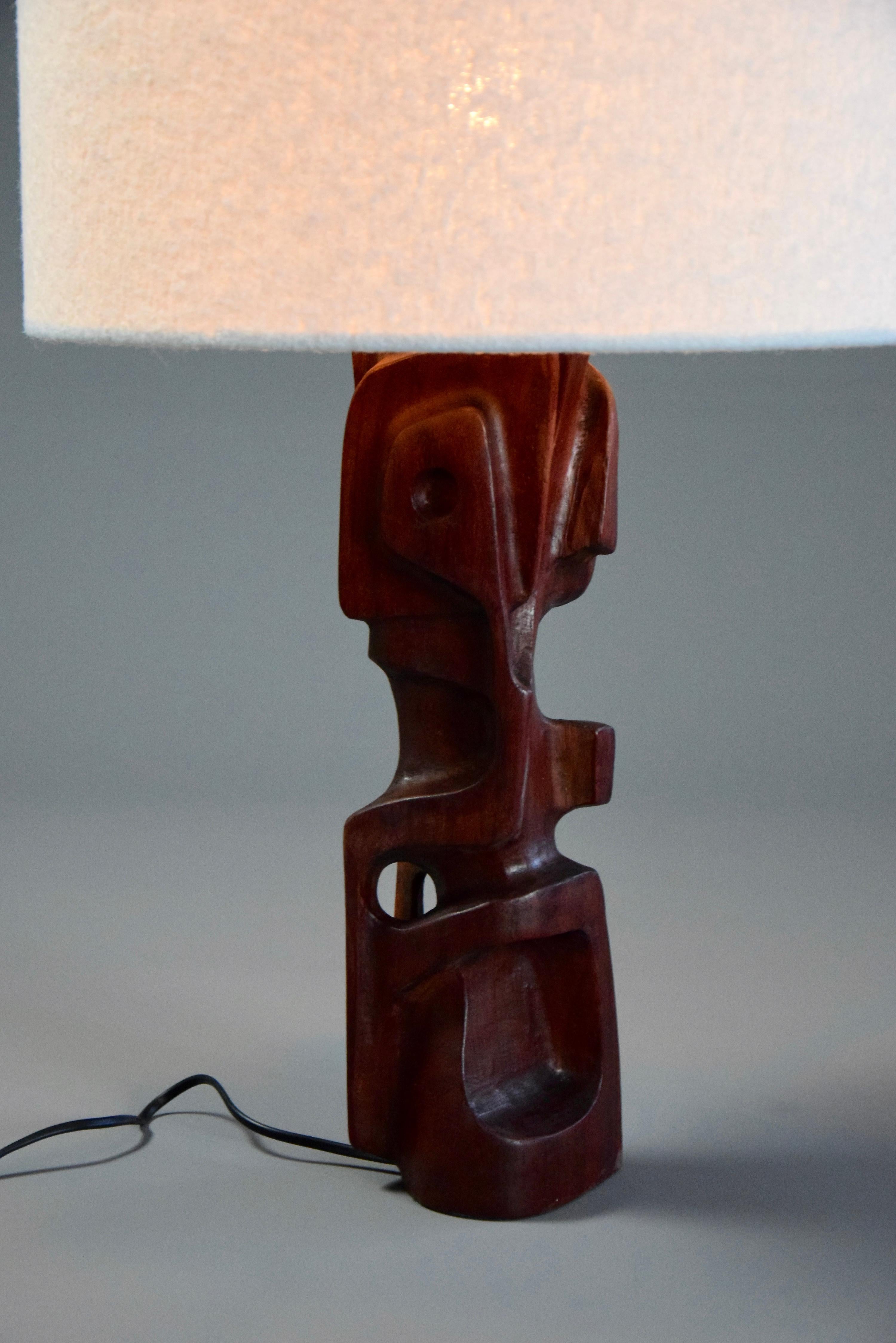 Skulpturale geschnitzte Holztischlampen von Gianni Pinna, Italien, Mid-Century Modern im Angebot 9