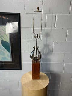 Mid-Century Modern Sculptural Chrome and Walnut Table Lamp, 1970s