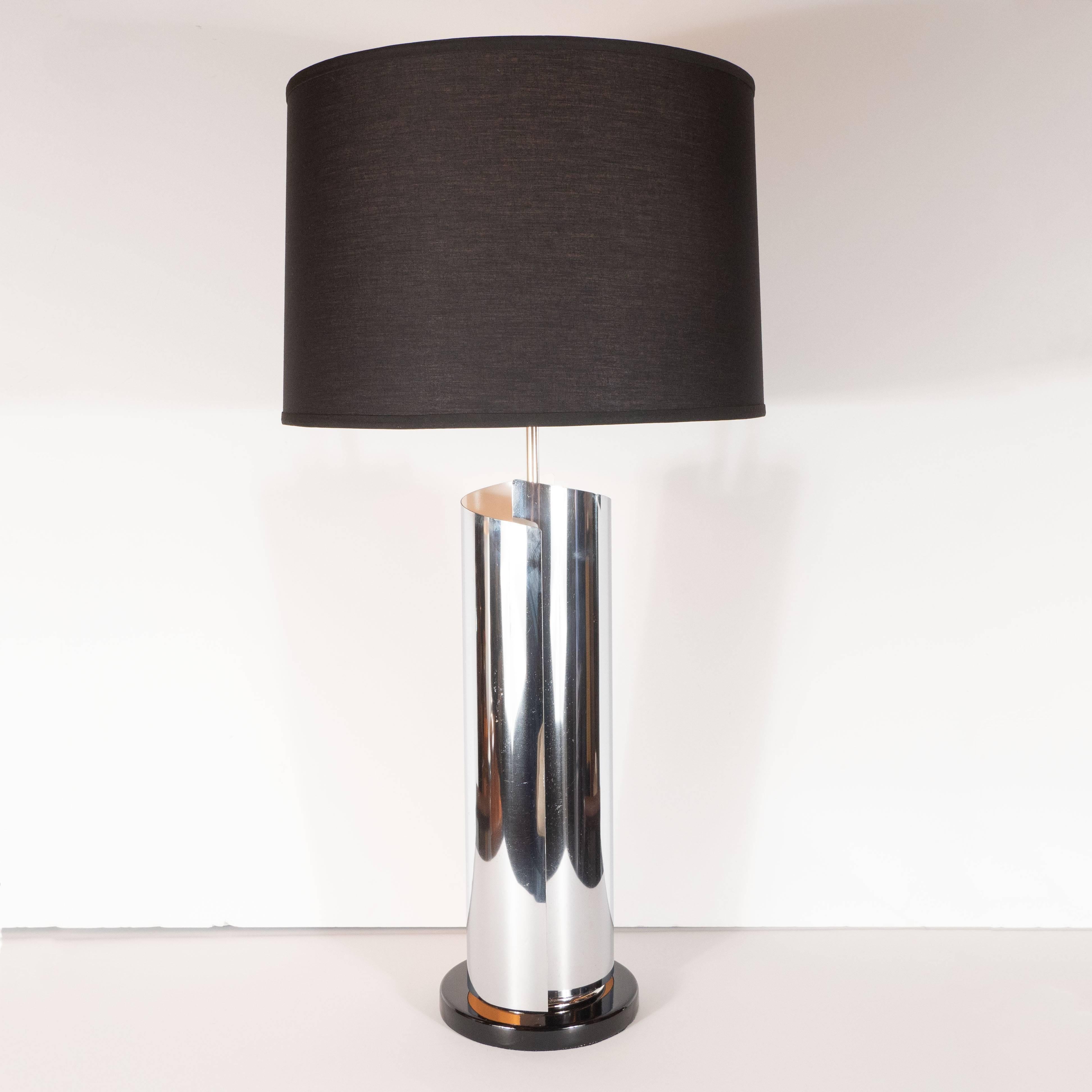 Mid-Century Modern Sculptural Chrome, Black and Cream Enamel Table Lamps In Excellent Condition In New York, NY