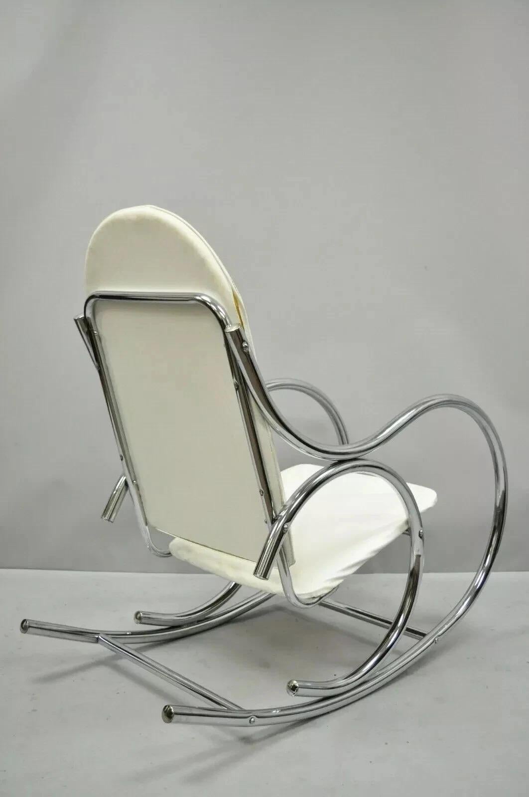 20ième siècle Chaise à bascule Thonet sculpturale moderne du milieu du siècle dernier de Milo Baughman en vente