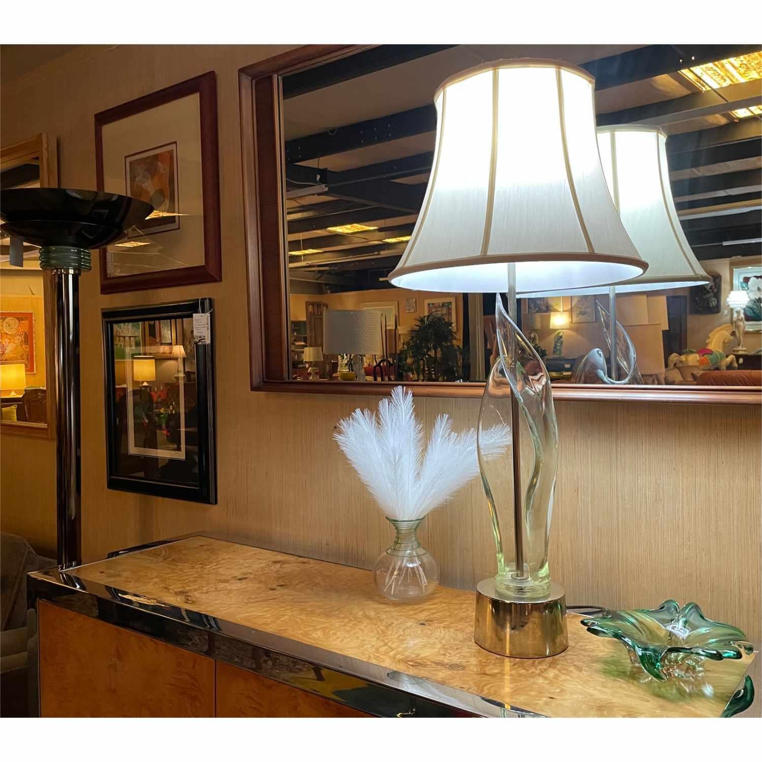 Lampe de table sculpturale en verre de Murano transparent, moderne du milieu du siècle dernier en vente 3